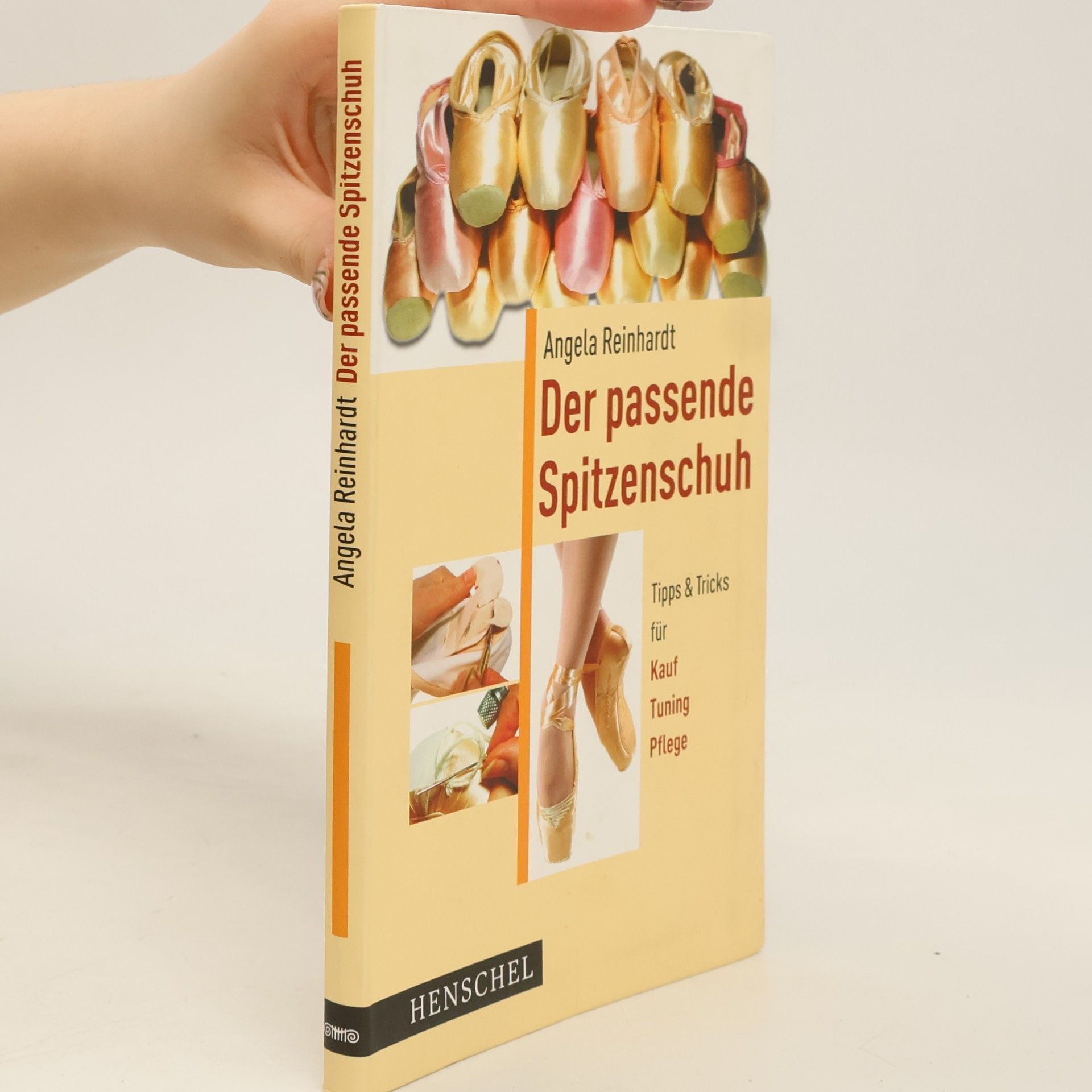 Angela Reinhardt Der passende Spitzenschuh