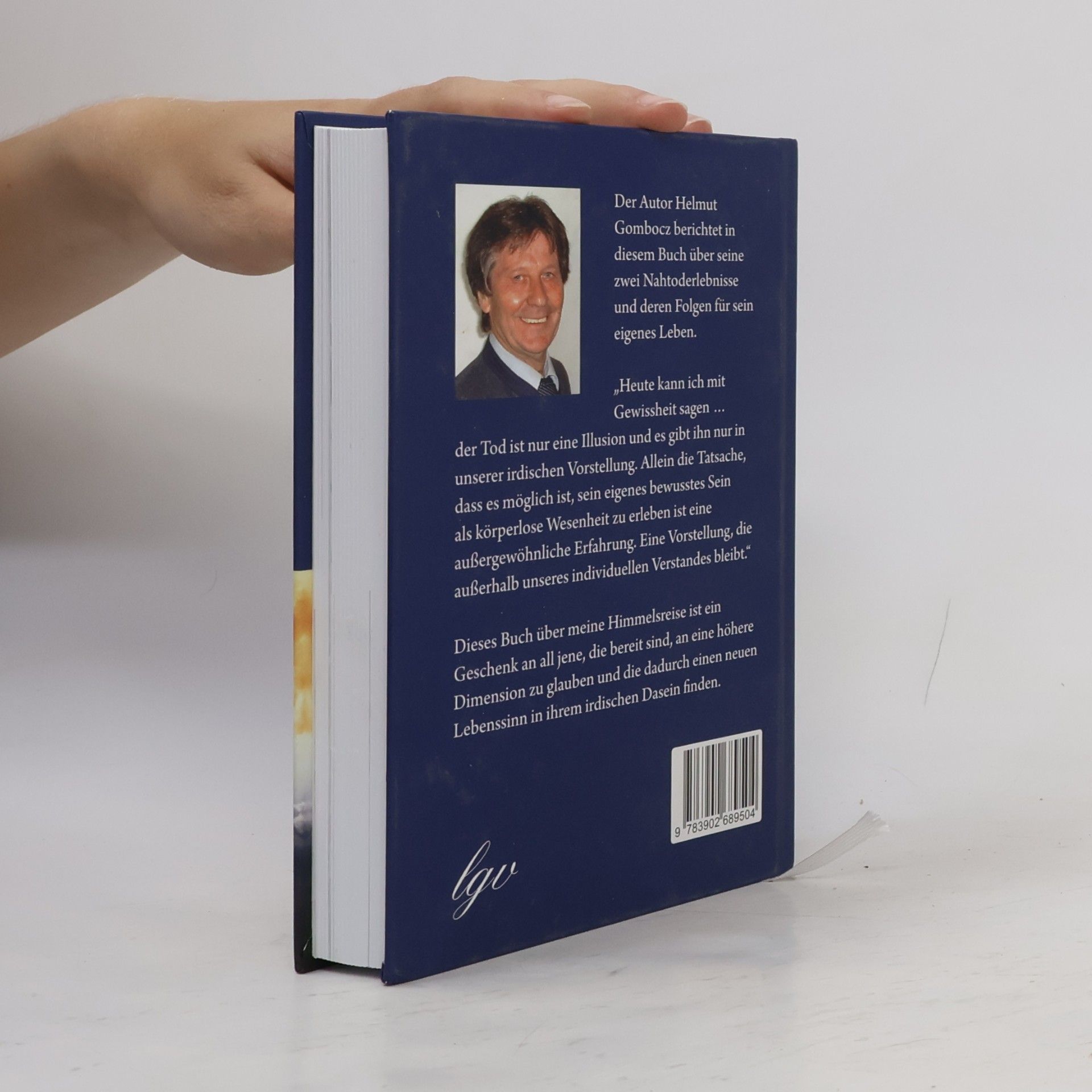 Helmut Gombocz Lächeln die Toten über uns?