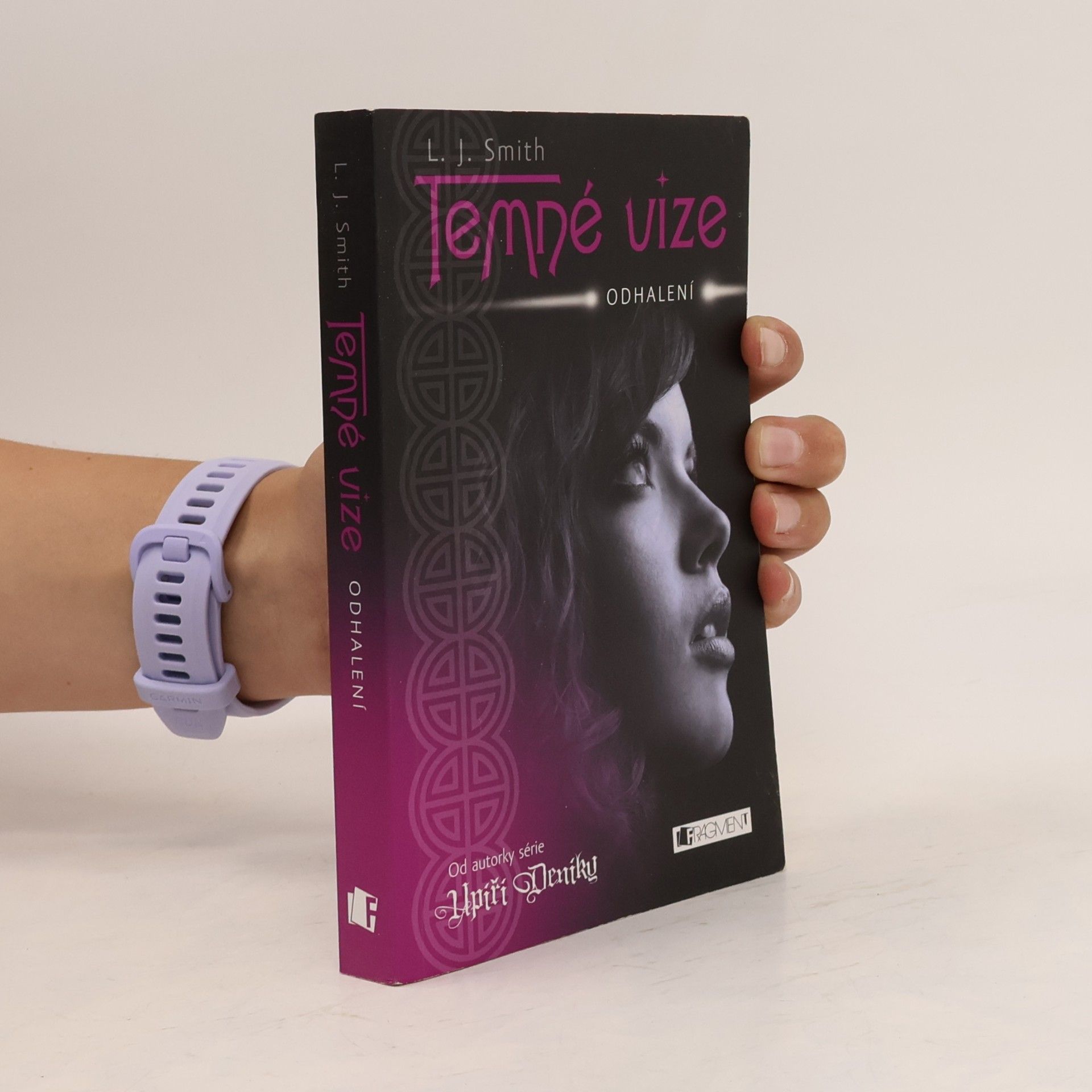 L. J. Smith Temné vize. Odhalení