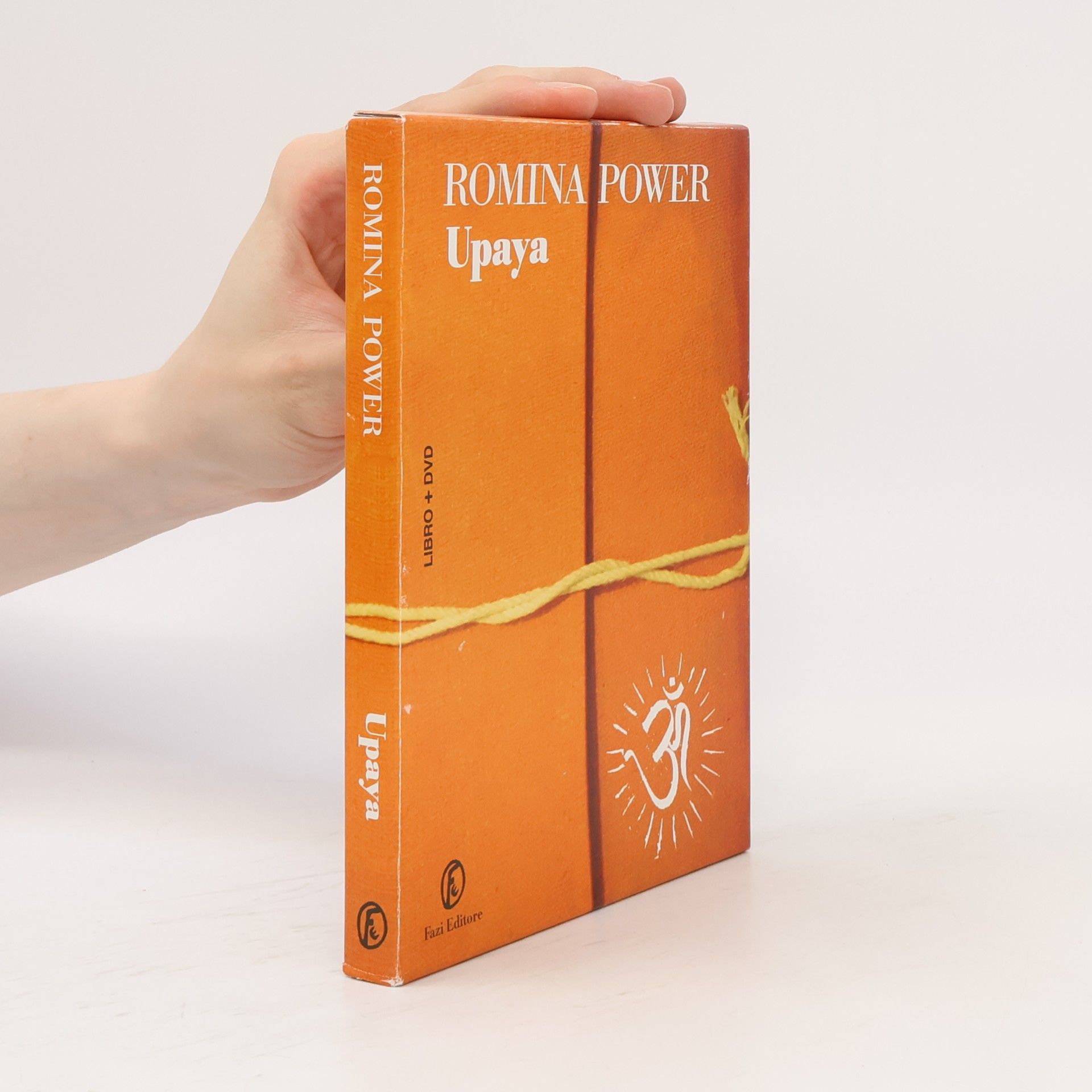 Romina Power Upaya. DVD. Con libro