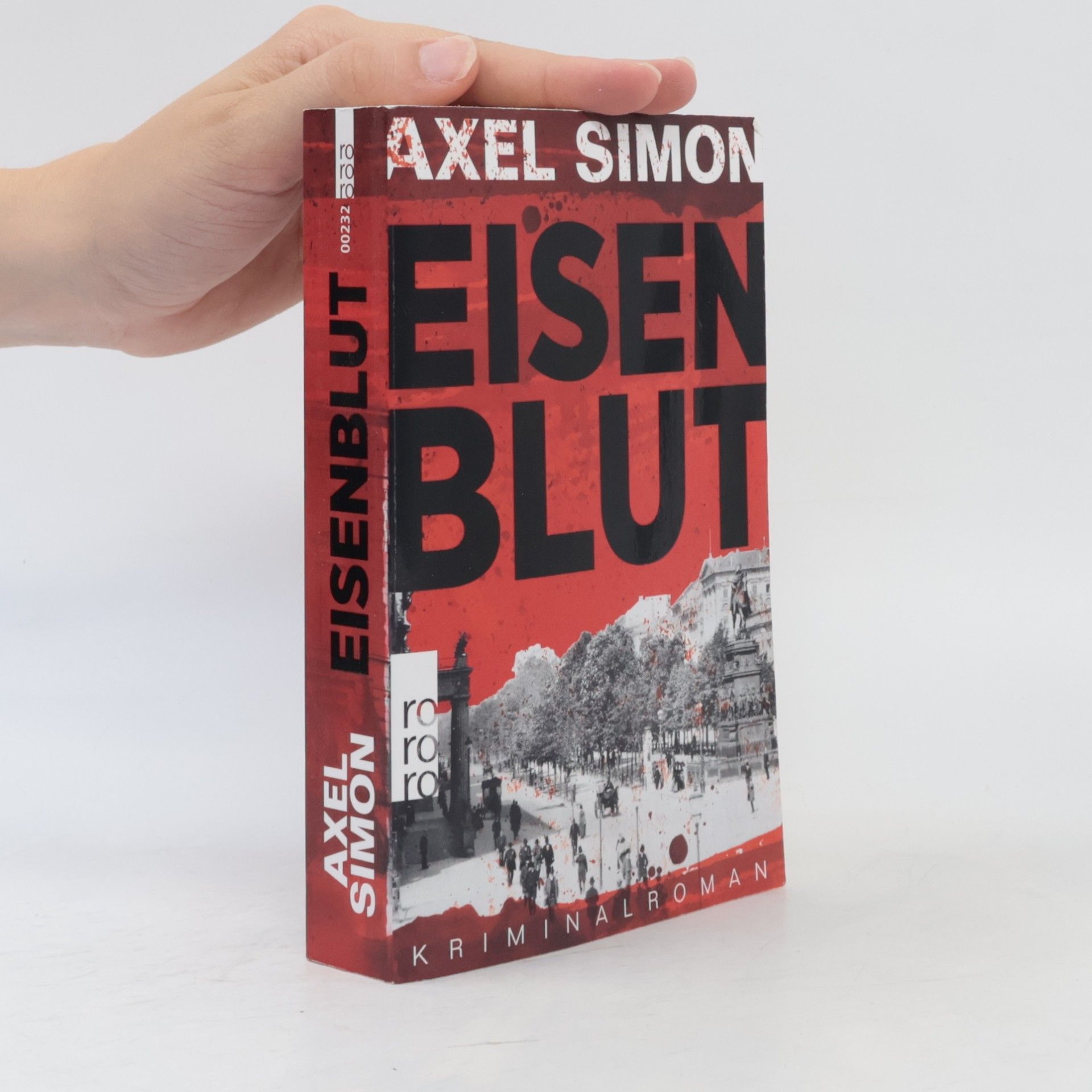 Axel Simon Eisenblut