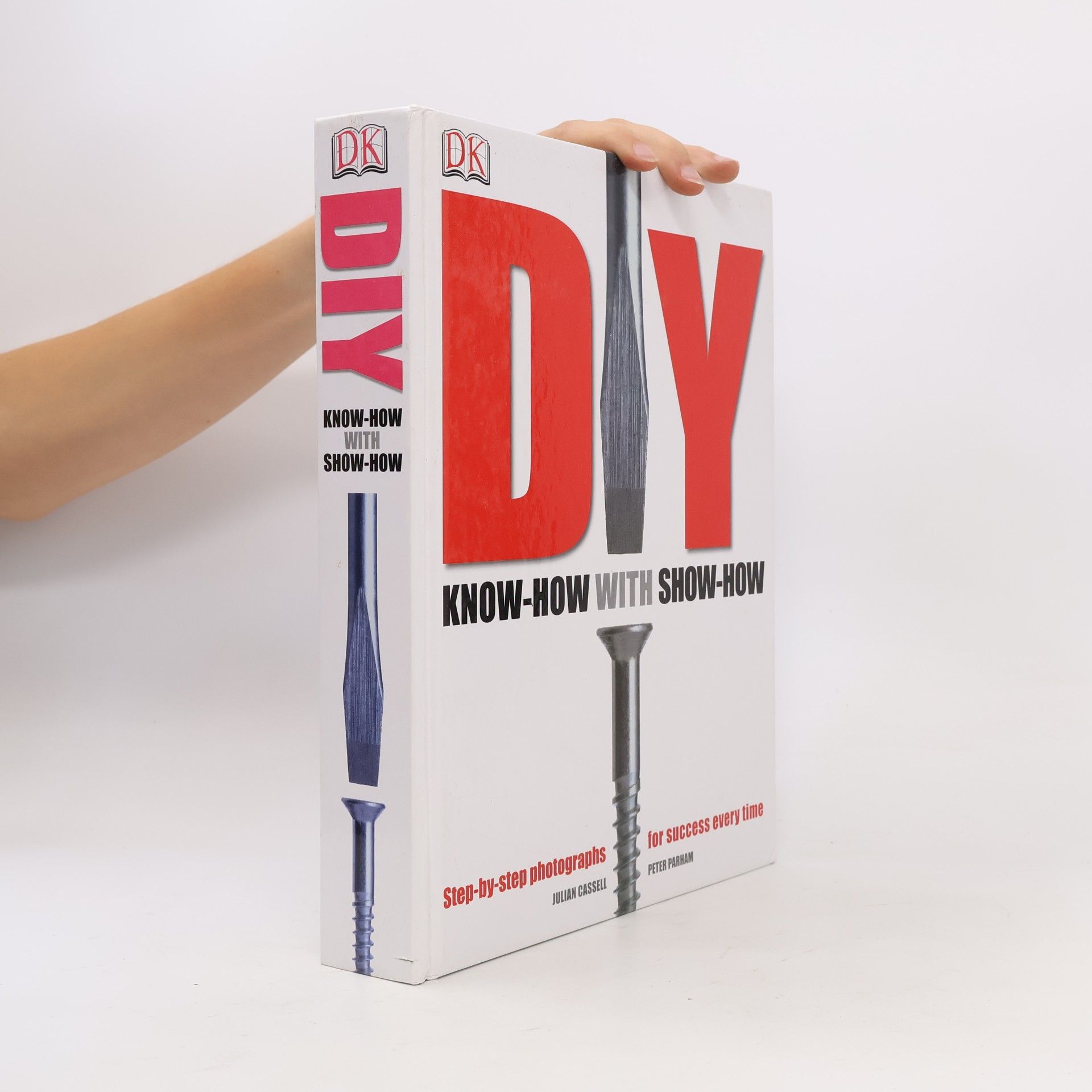 Julian Cassel DIY : know-how with show-how