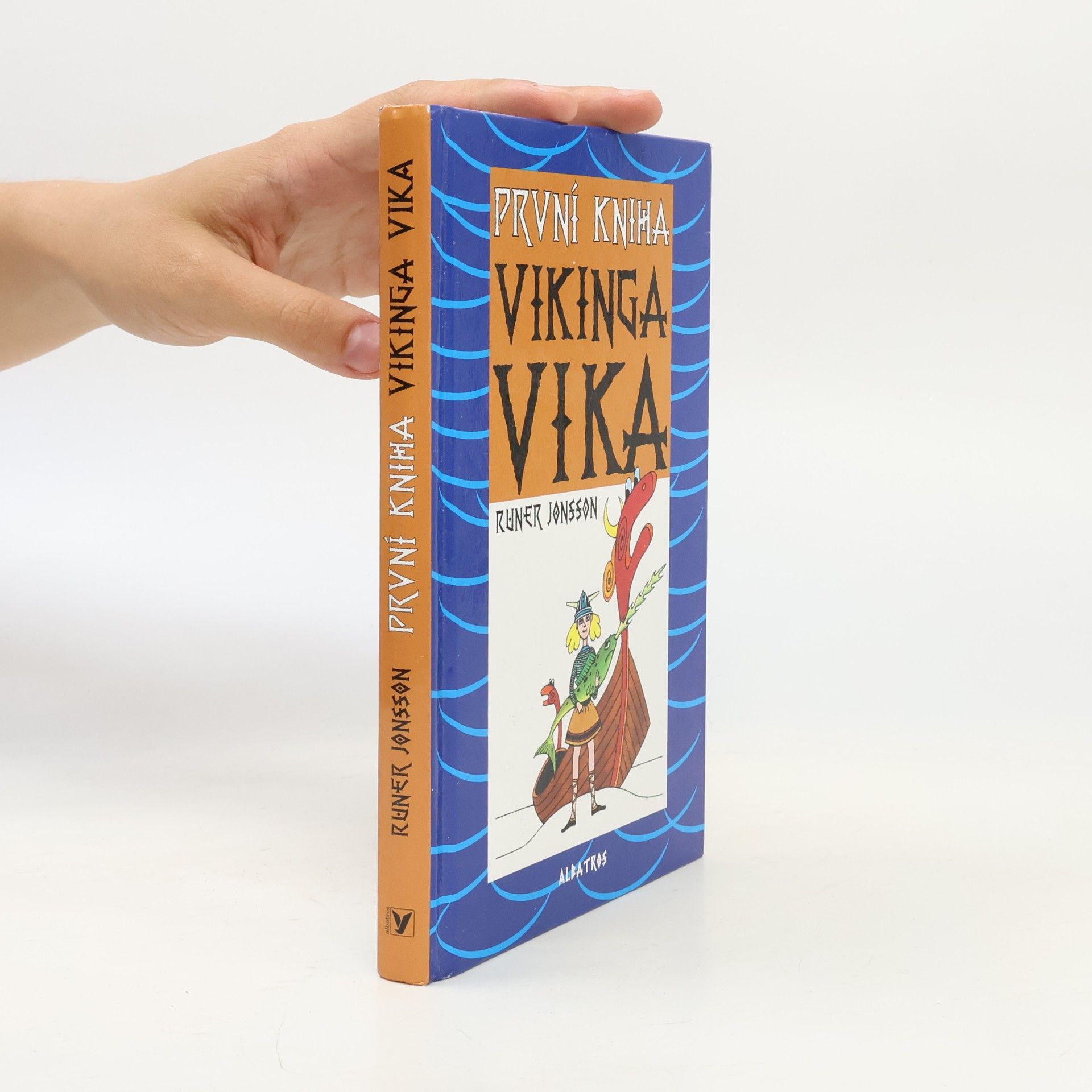 Runer Jonsson První kniha Vikinga Vika