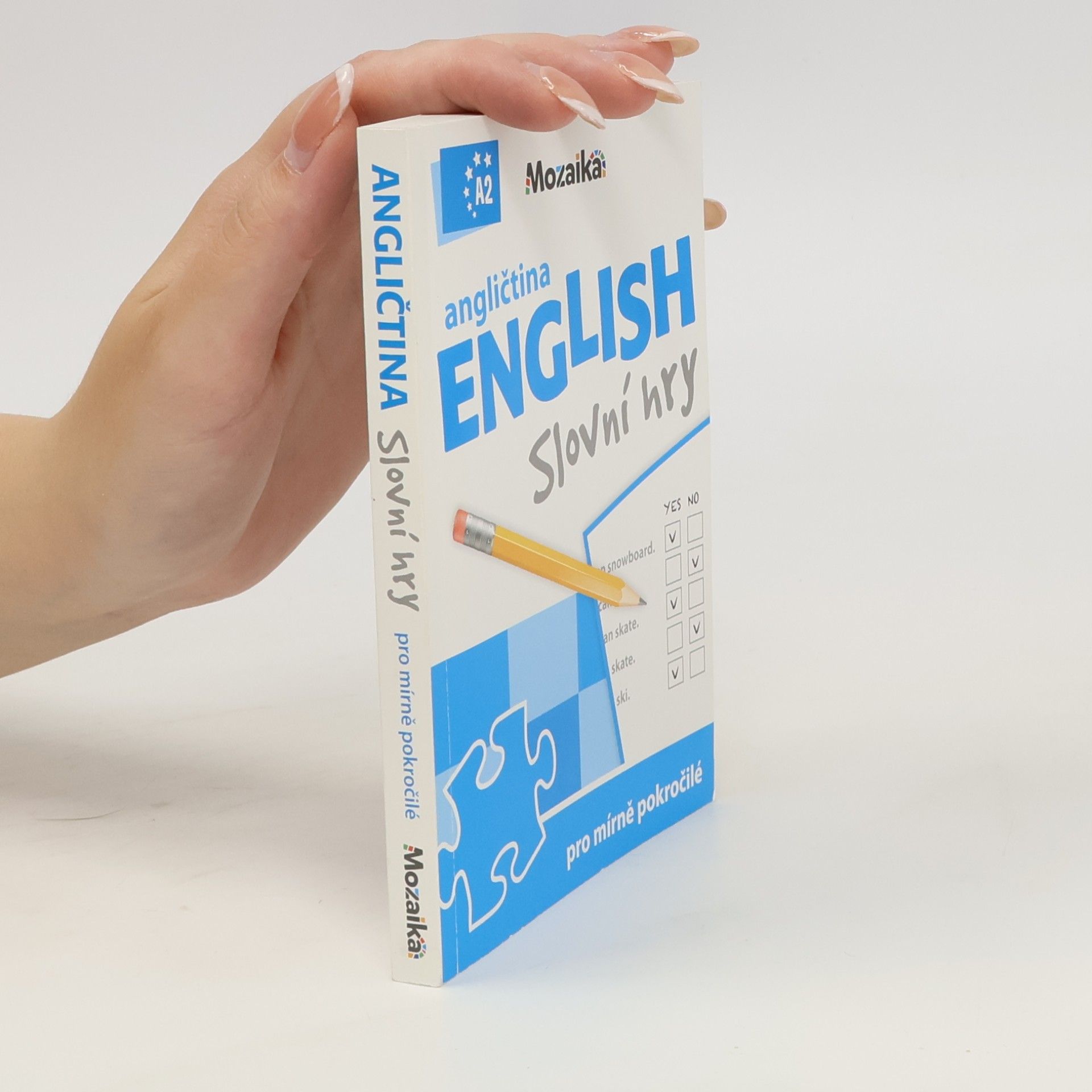 Gabrielle Smith-Dluha English = Angličtina : slovní hry pro mírně pokročilé : A2