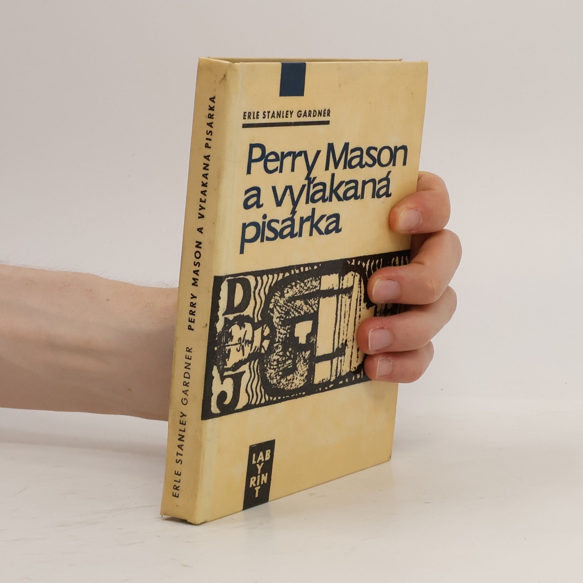 Erle Stanley Gardner Perry Mason a vyľakaná pisárka