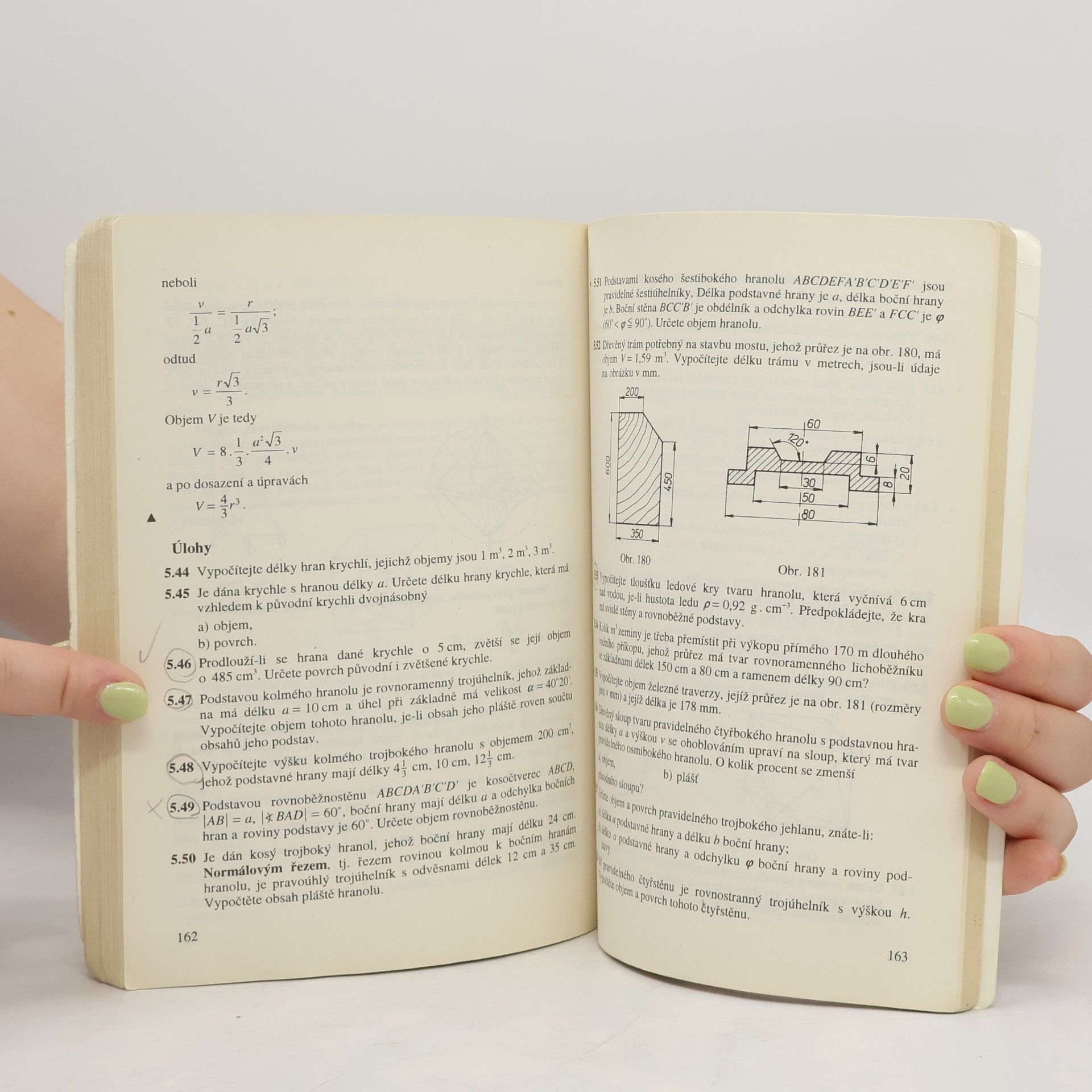Eva Pomykalová Matematika pro gymnázia - Stereometrie