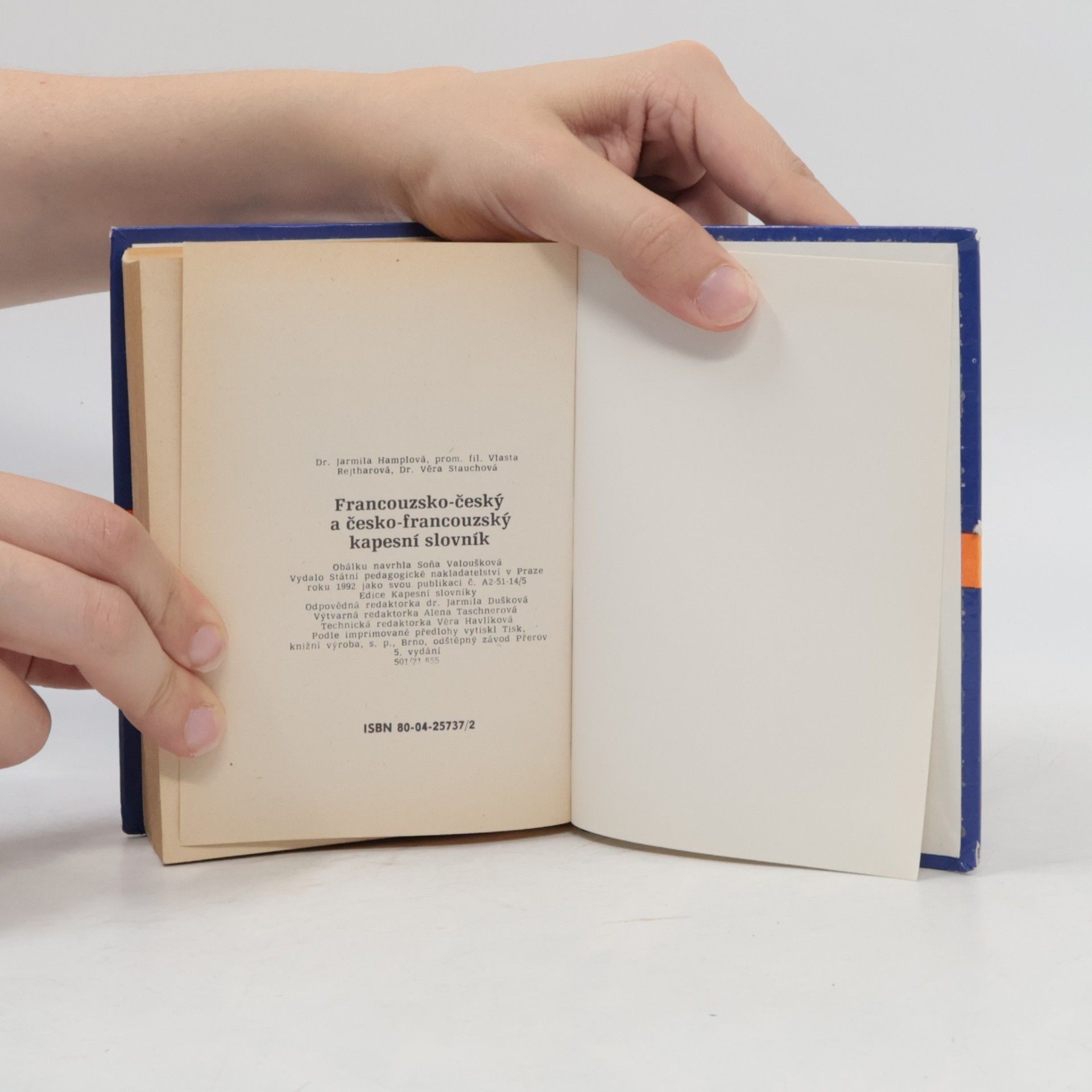 Autorenkollektiv Francouzsko-český, česko-francouzský kapesní slovník