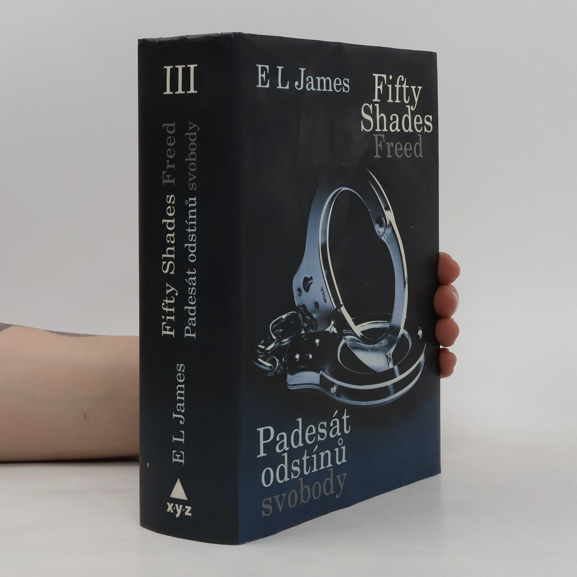 E. L. James Padesát odstínů svobody