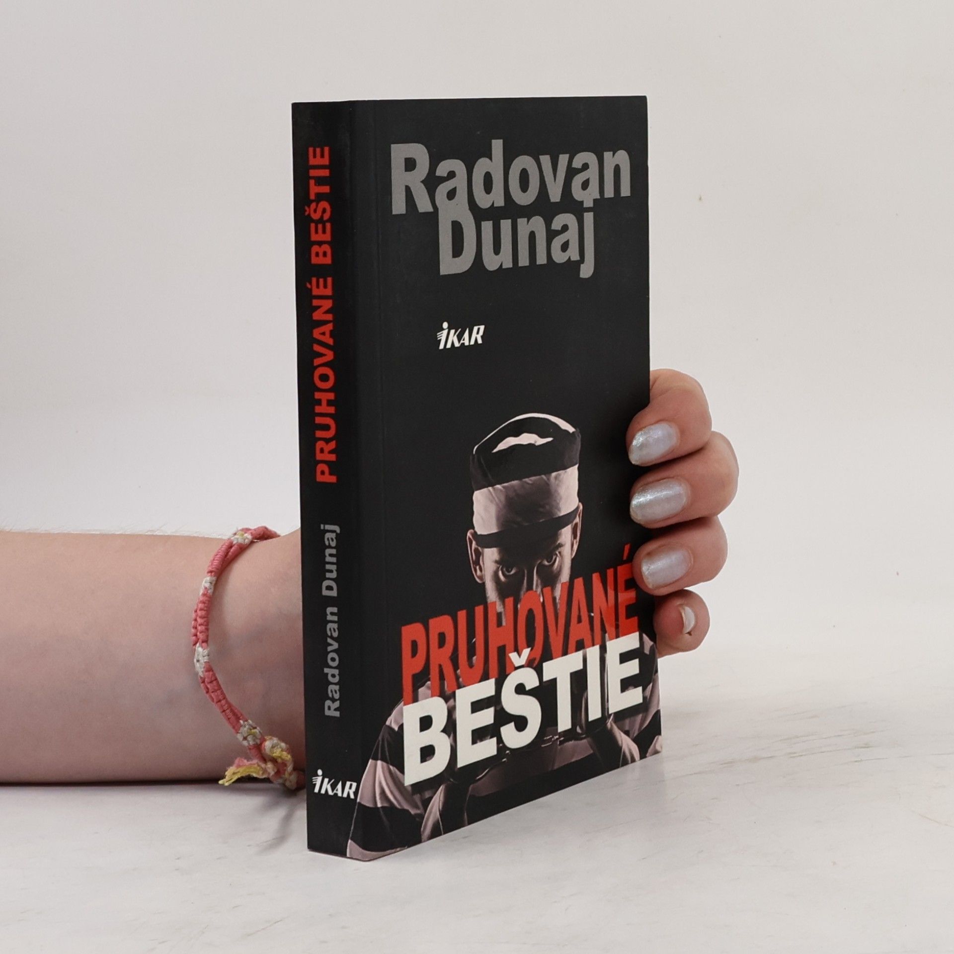 Radovan Dunaj Pruhované beštie