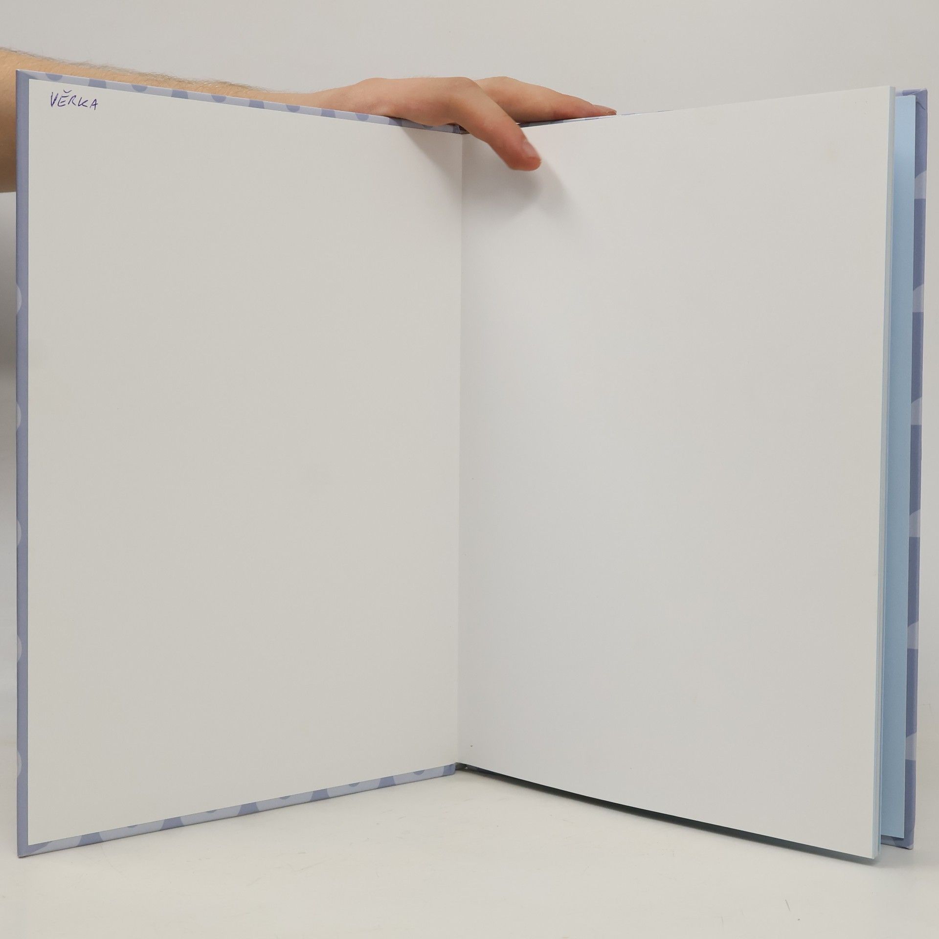 Various authors Víš jak a proč? Otázky a odpovědi pro zvídavé děti