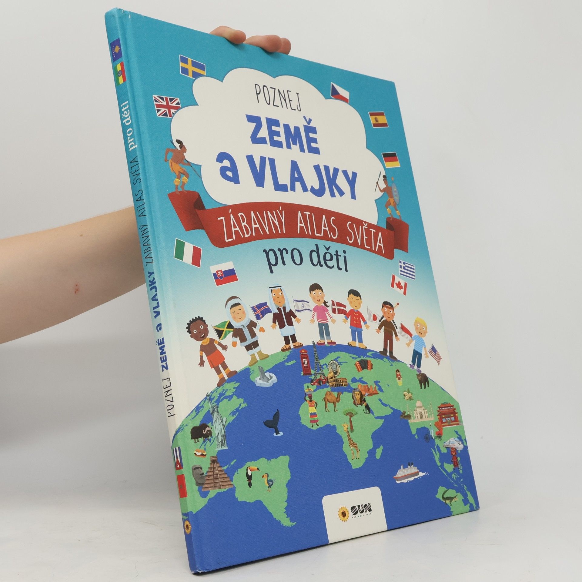 Emanuela Carletti Poznej země a vlajky. Zábavný atlas světa pro děti