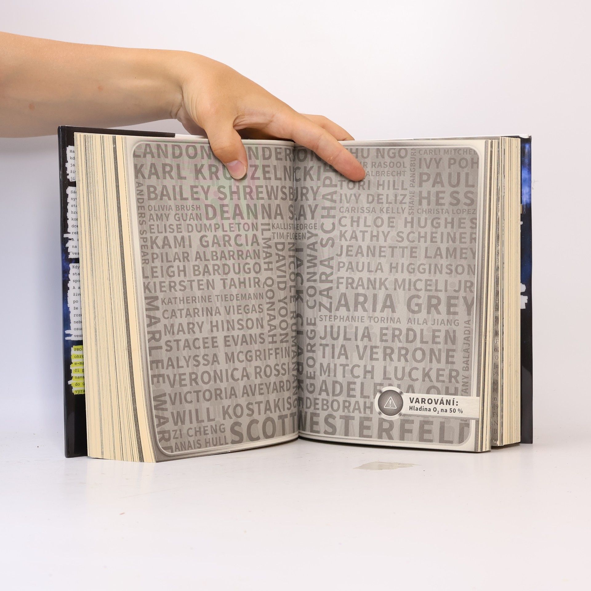 Amie Kaufman Akta illuminae - 02. Gemina