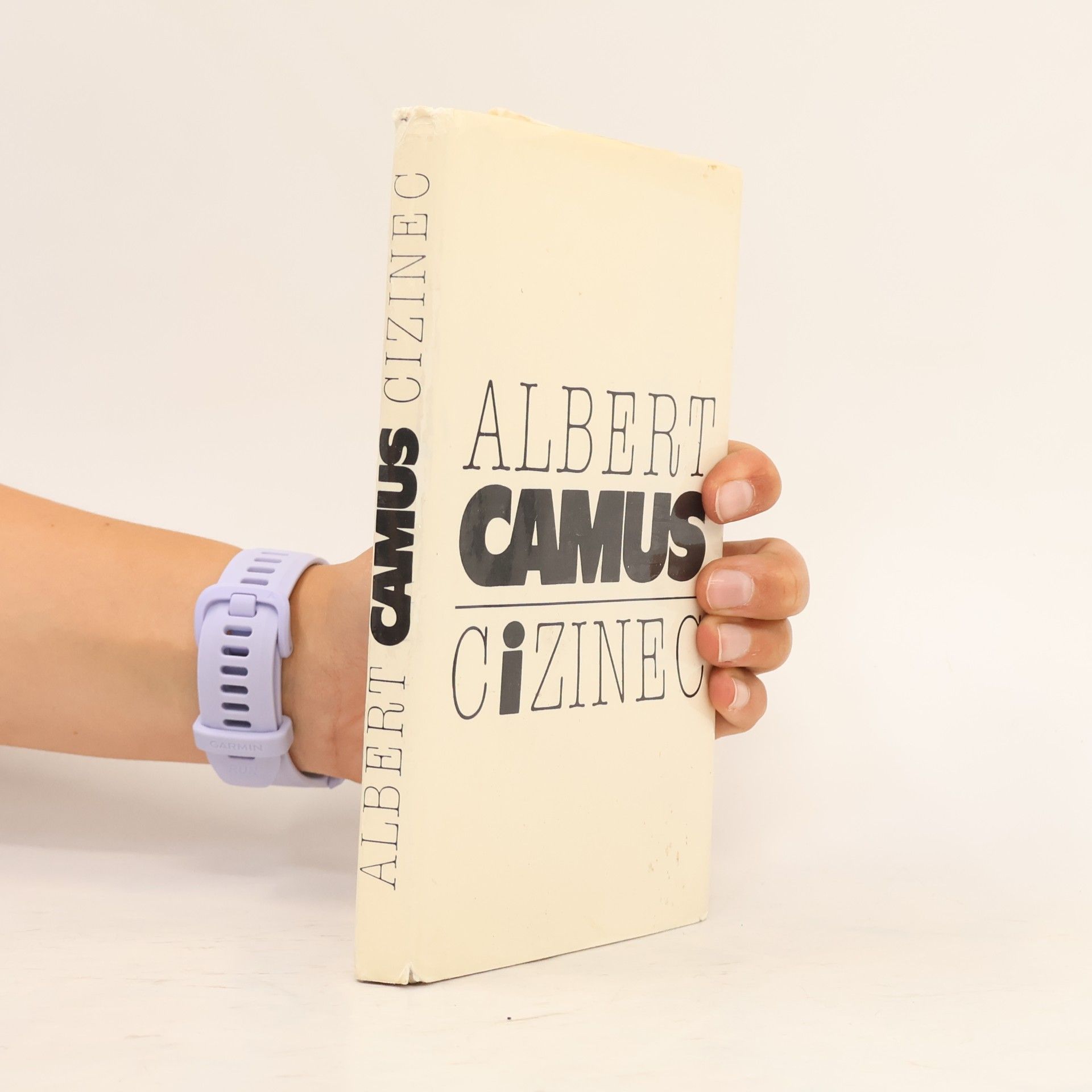 Albert Camus Cizinec