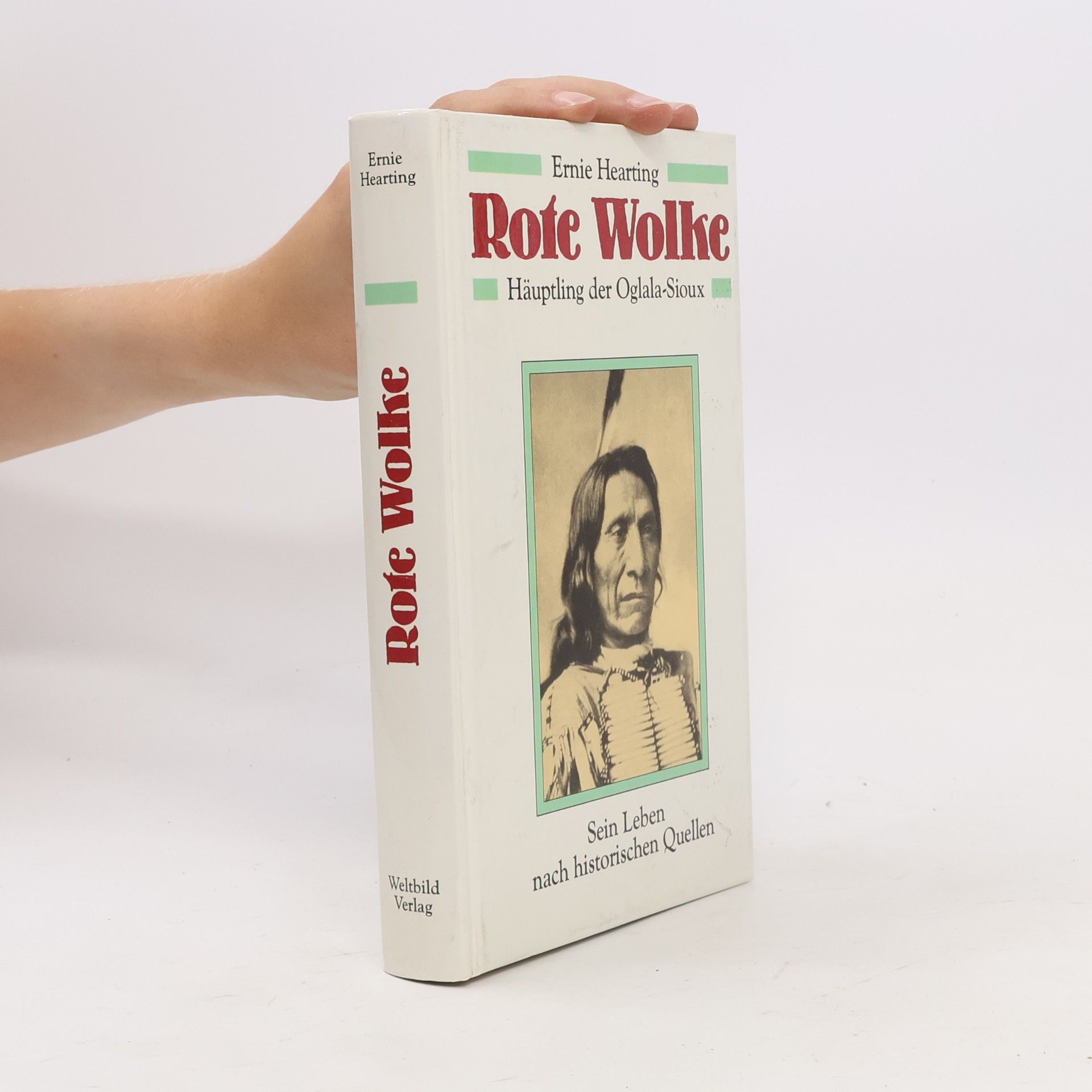 Ernie Hearting Rote Wolke