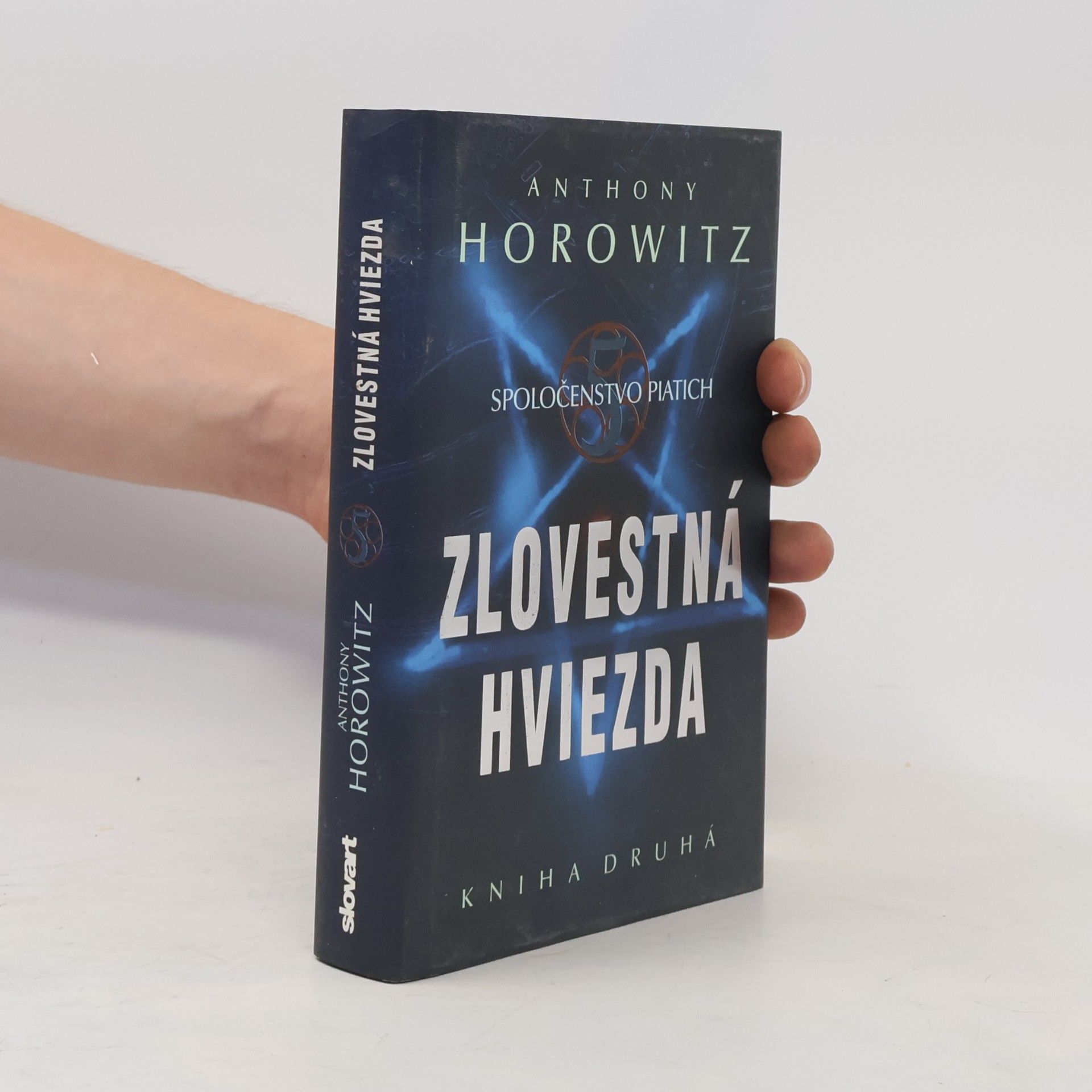 Anthony Horowitz Zlovestná hviezda