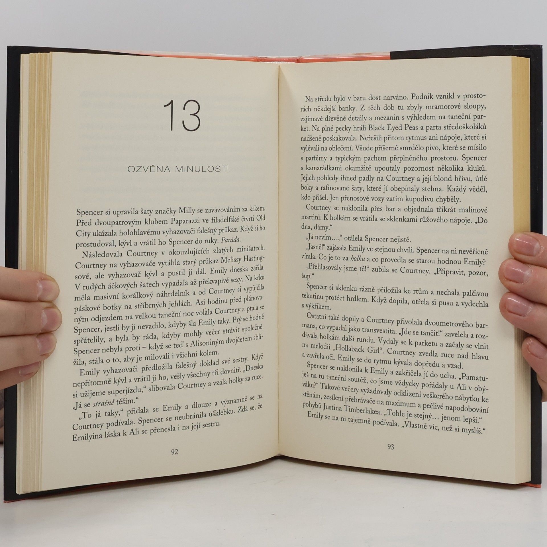 Sara Shepard Roztomilé malé lhářky: Hledané