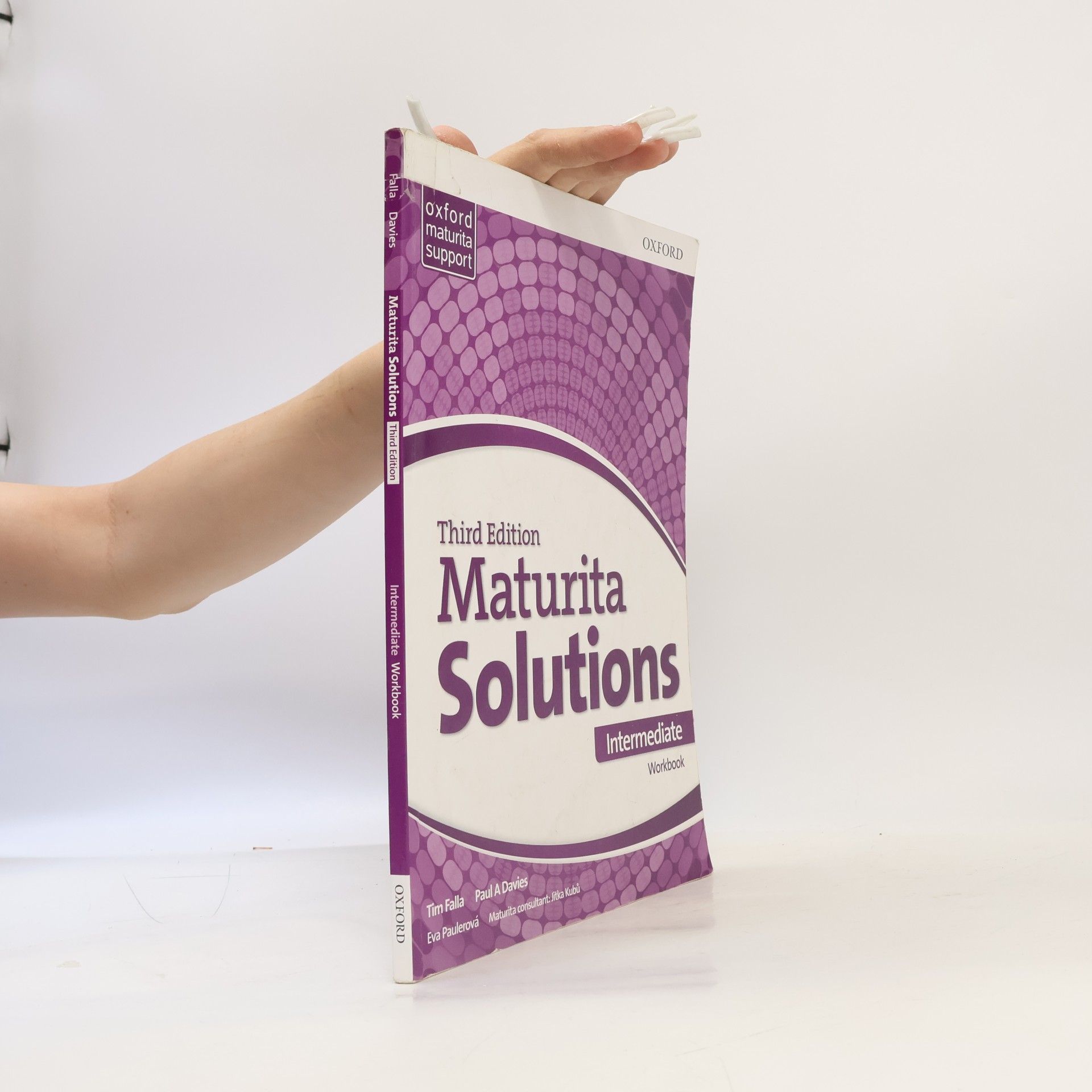Paul A. Davies Maturita Solutions: Intermediate - Workbook