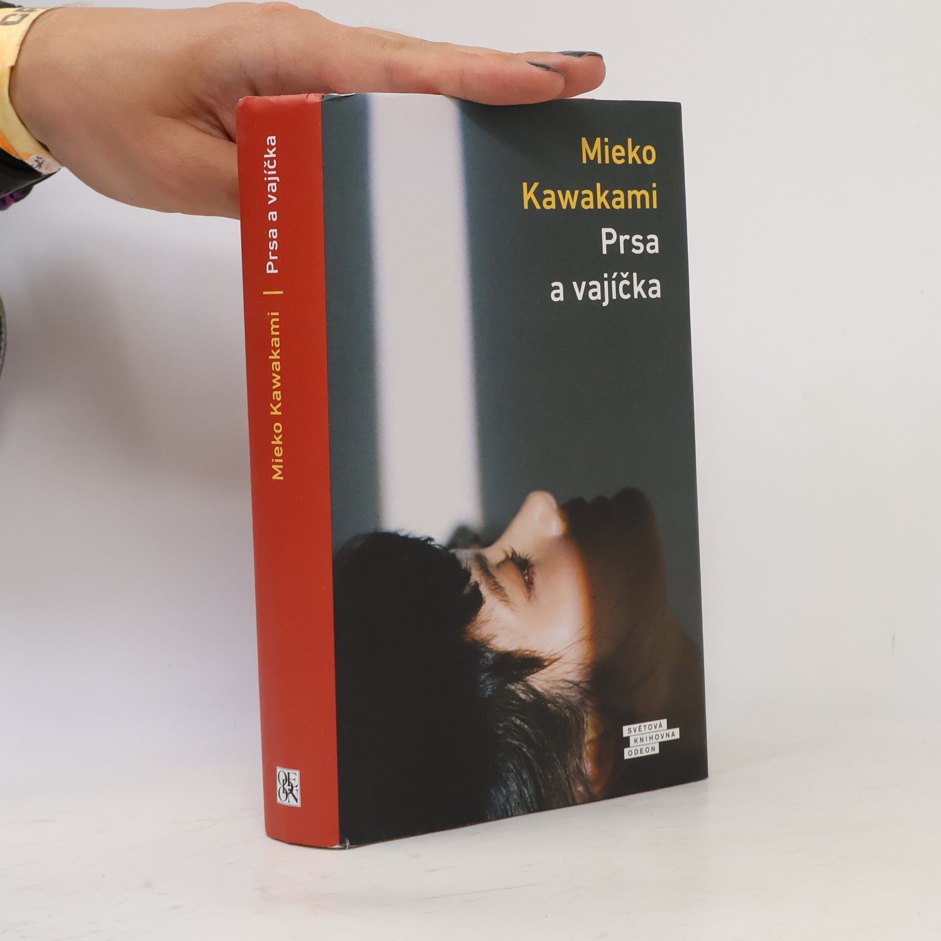 Mieko Kawakami Prsa a vajíčka