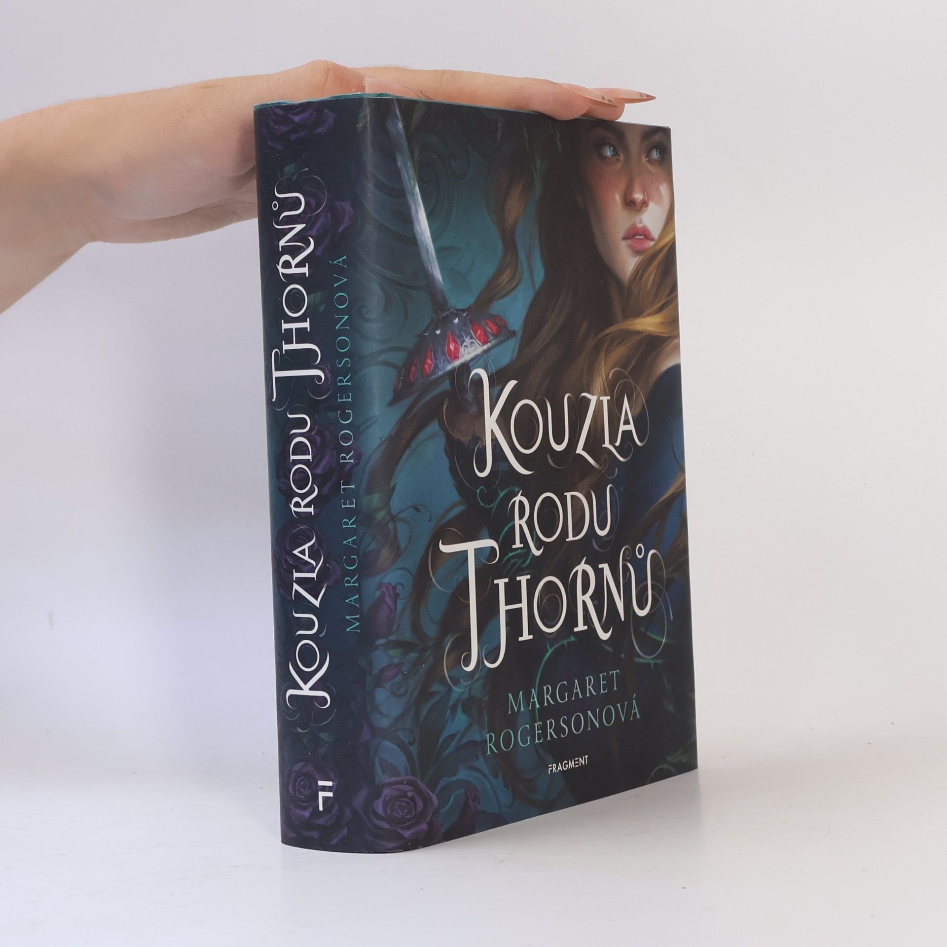 Margaret Rogerson Kouzla rodu Thornů