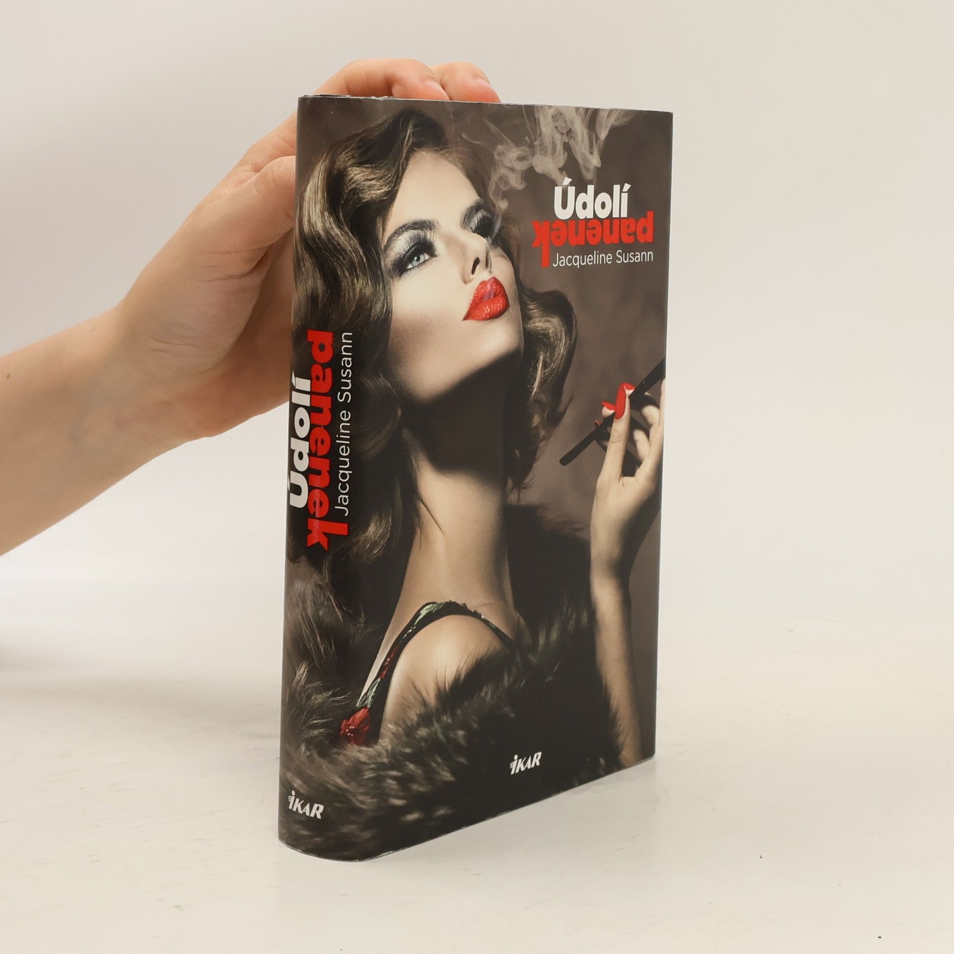Věra Šťovíčková-Heroldová Údolí panenek