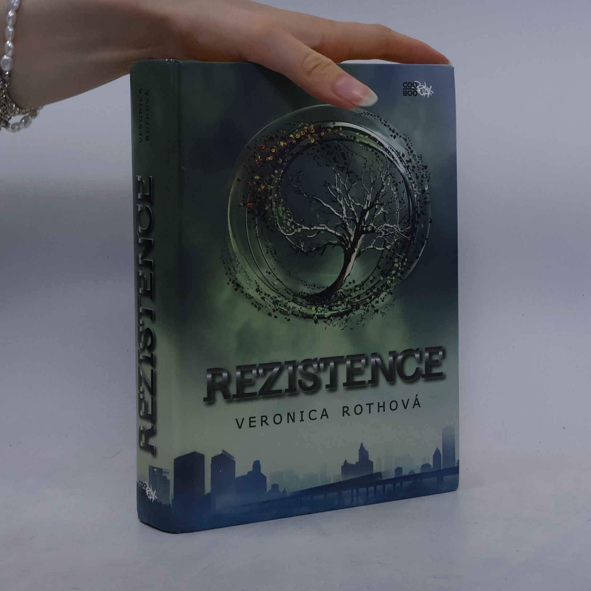 Veronica Roth Rezistence