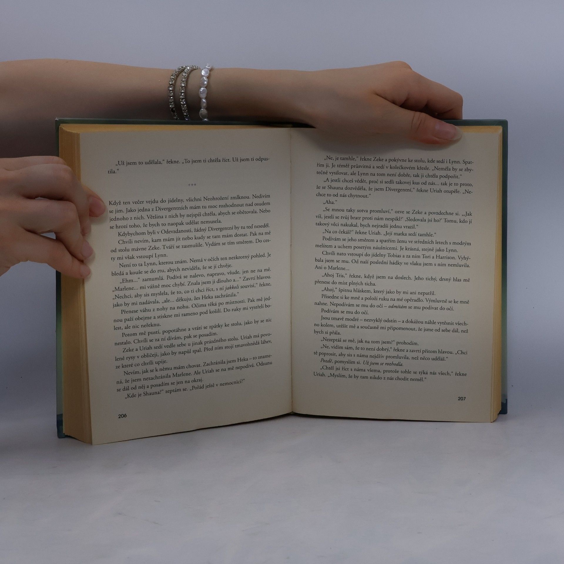 Veronica Roth Rezistence