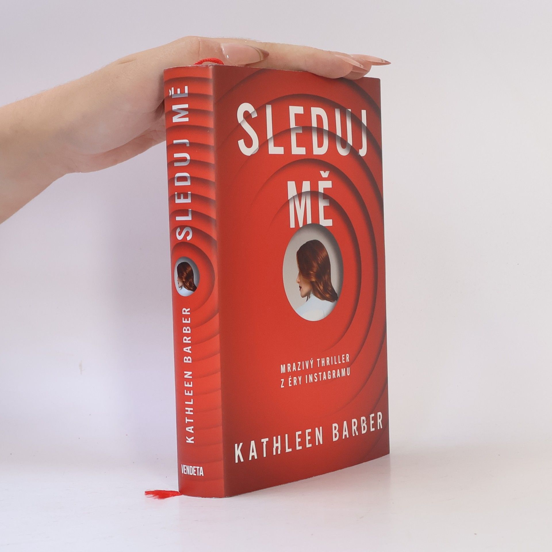Kathleen Barber Sleduj mě