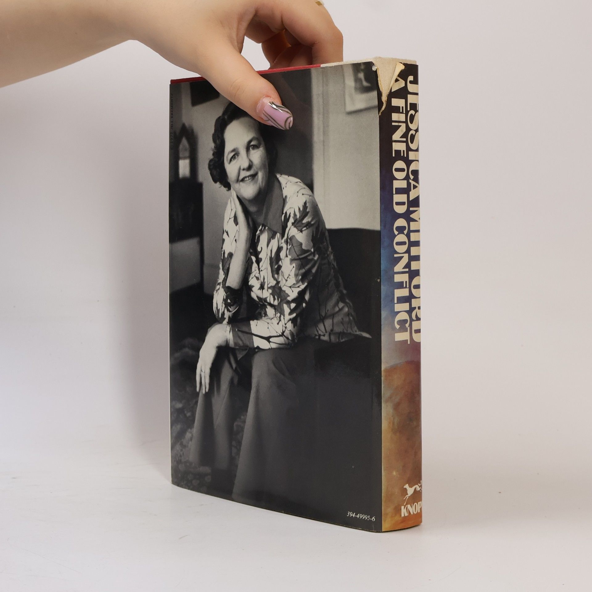 Jessica Mitford A Fine Old Conflict