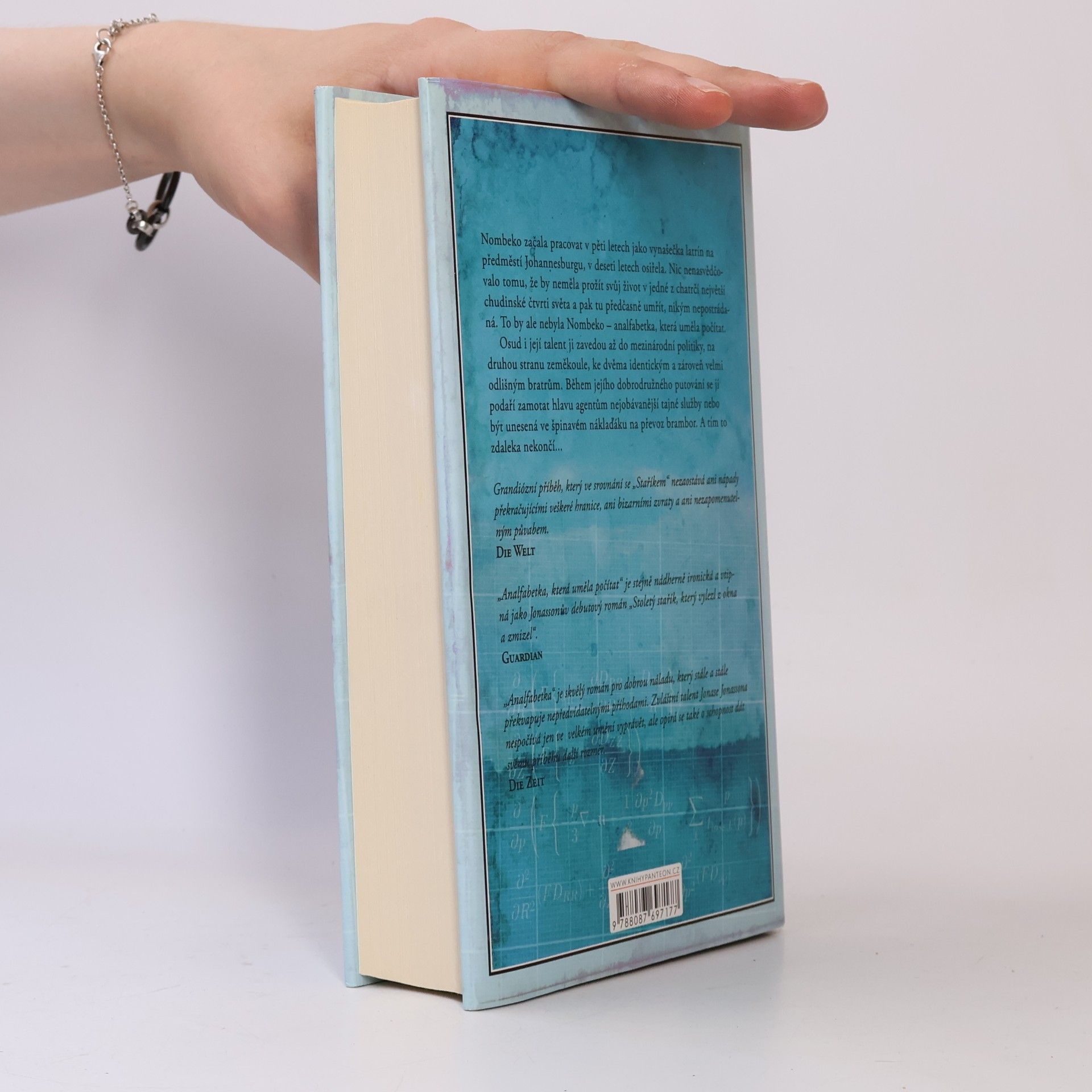 Jonas Jonasson Analfabetka, která uměla počítat
