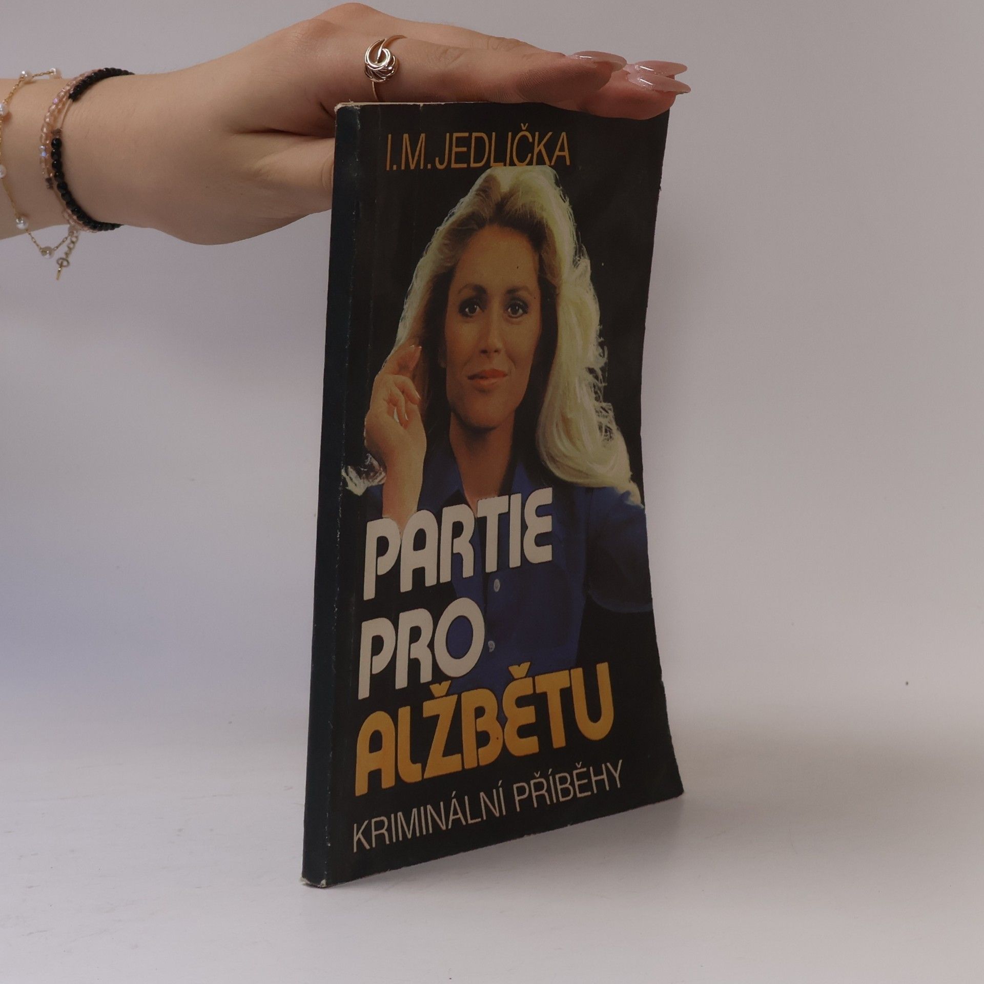 Partie pro Alžbětu. Kriminální příběhy