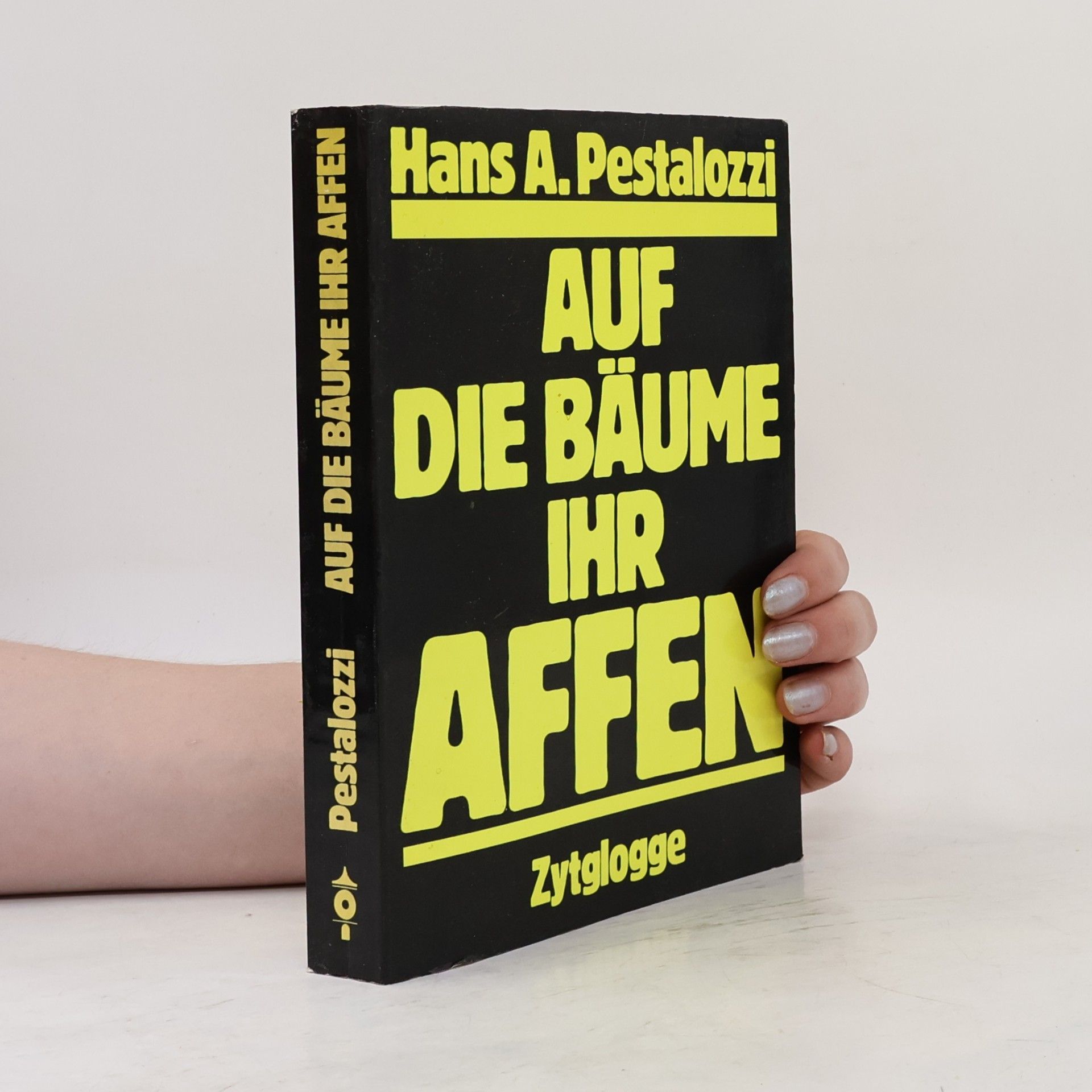 Auf die Bäume ihr Affen