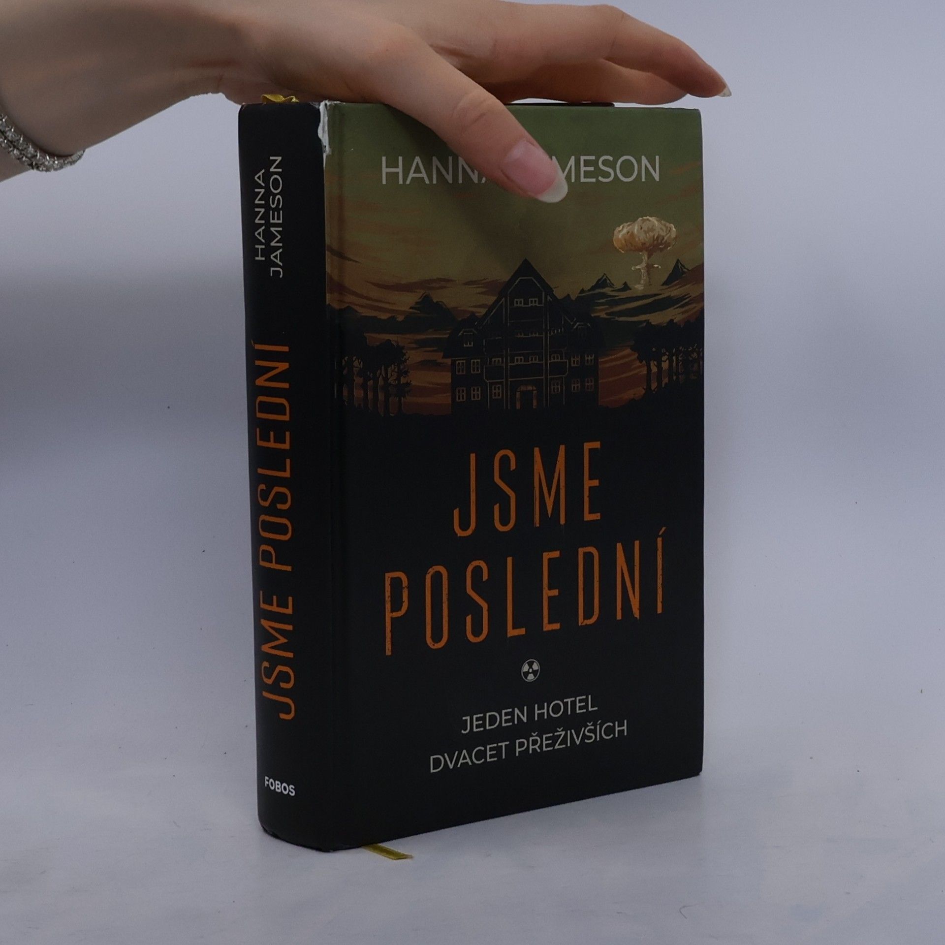 Hanna Jameson Jsme poslední