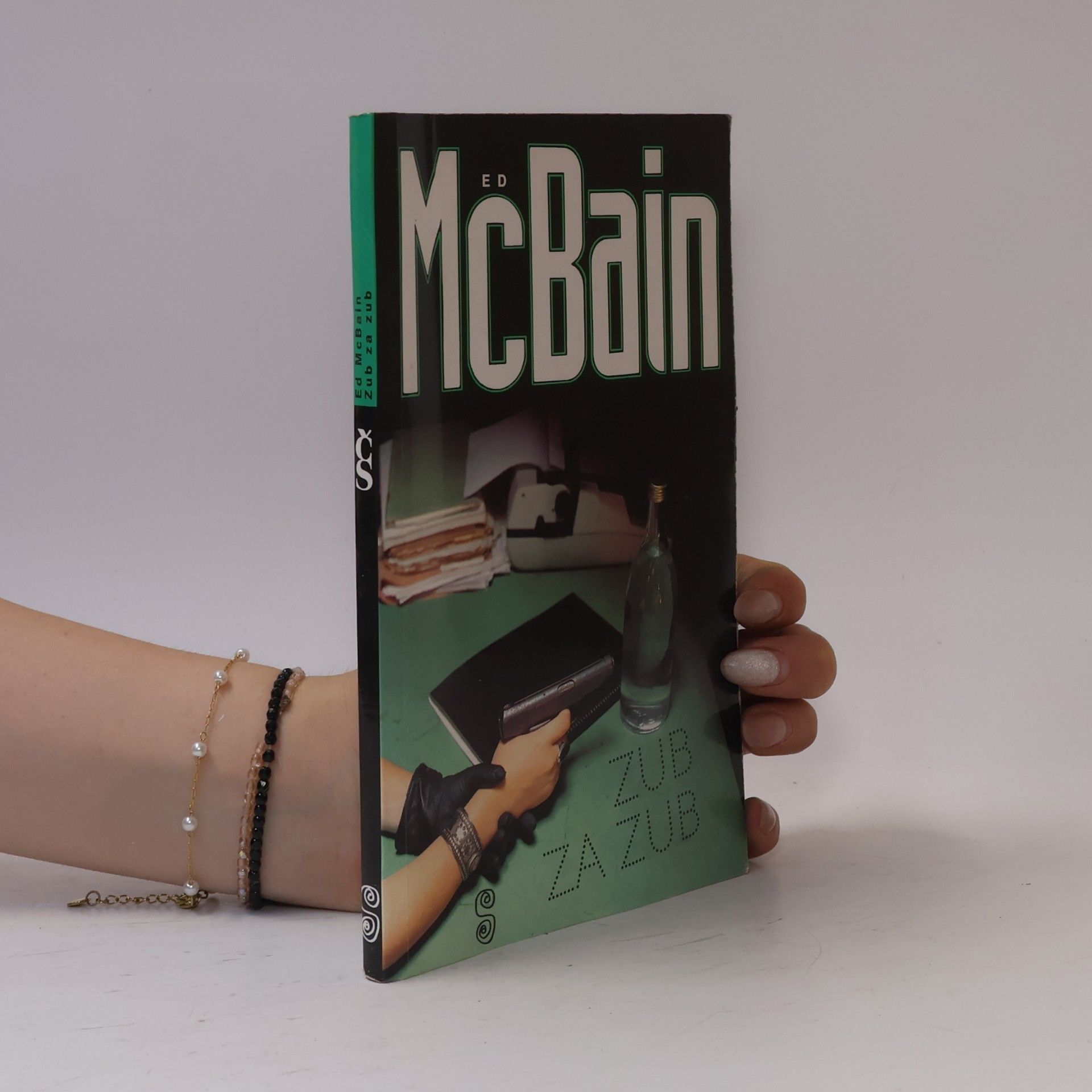 Ed McBain Zub za zub: Příběh z 87. policejního revíru