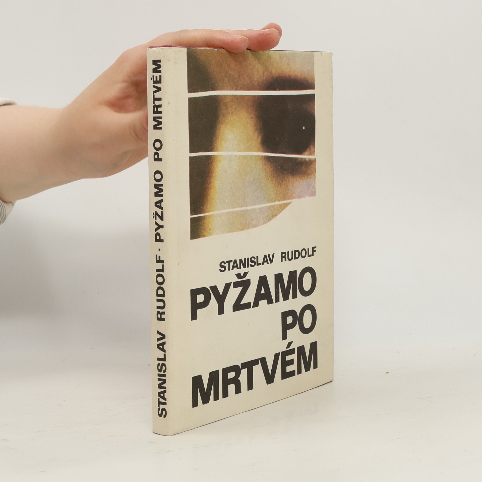 Stanislav Rudolf Pyžamo po mrtvém