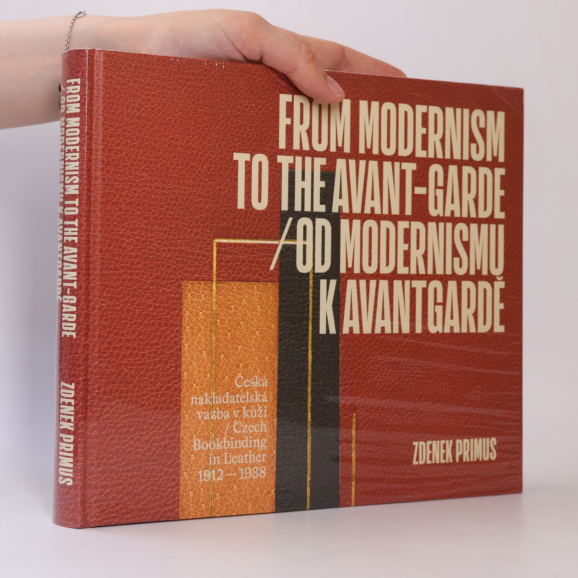 From Modernism from the Avant-Garde. Od modernismu k avantgardě
