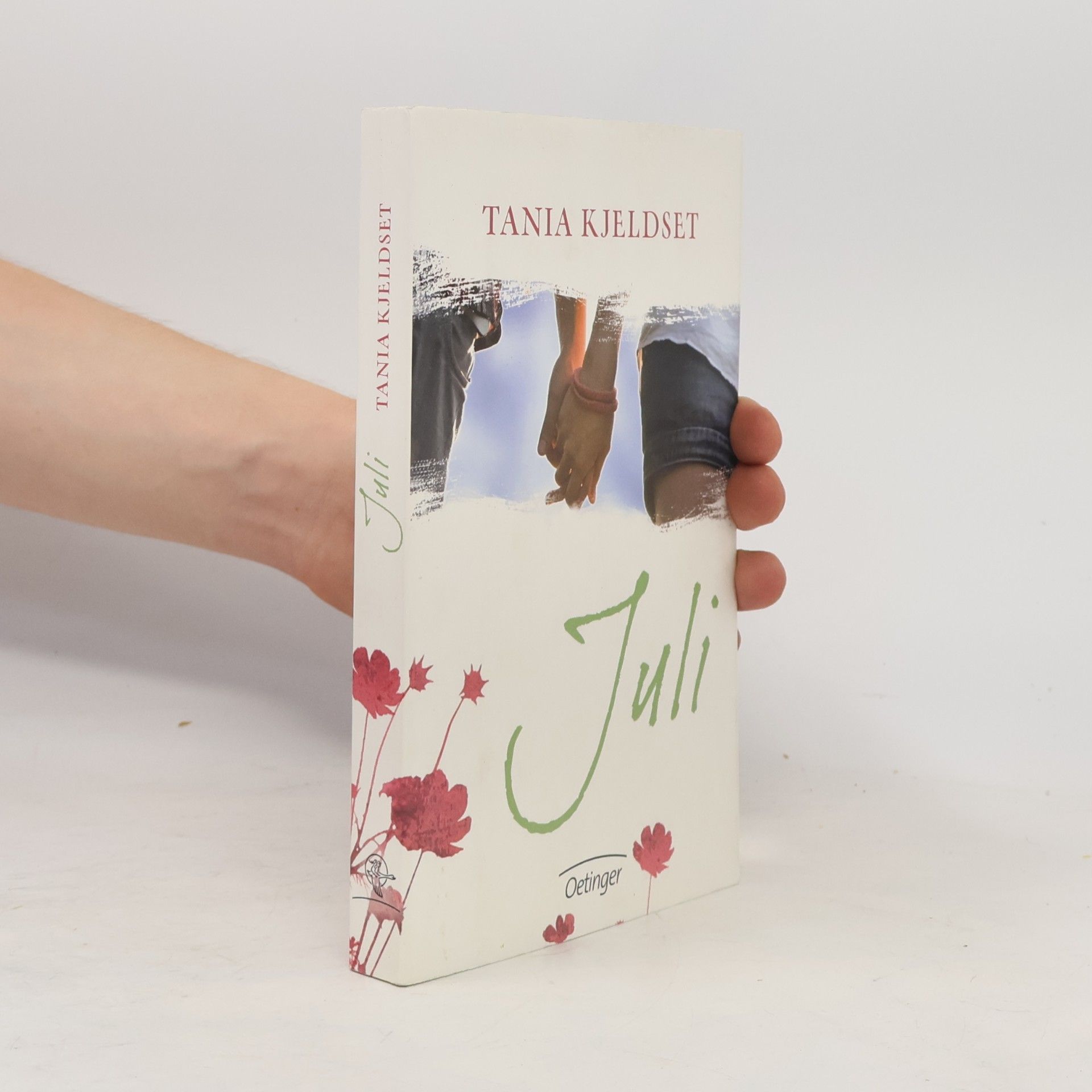 Tania Kjeldset Juli
