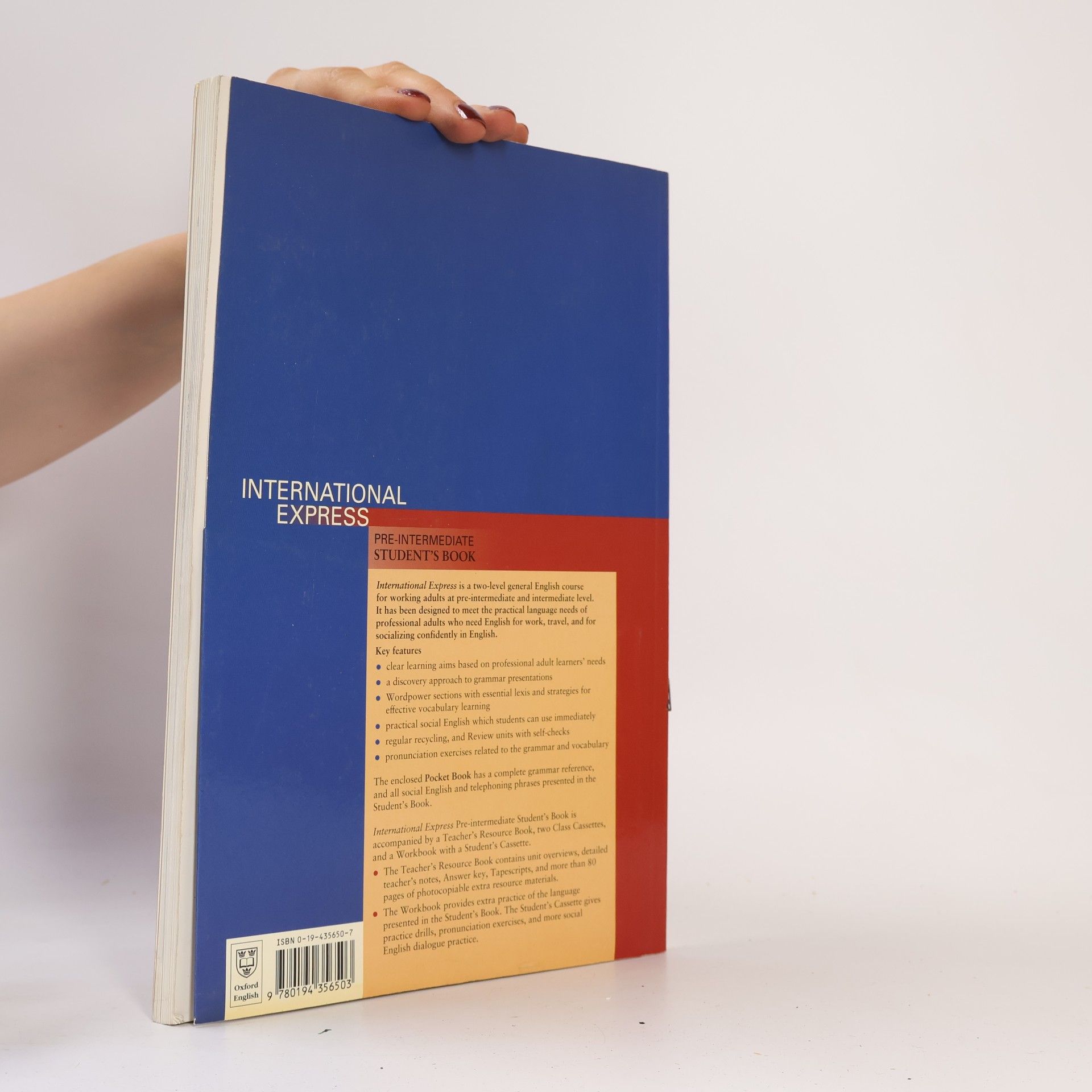 Liz Taylor International express. Student's book (pre-intermediate) with pocket book