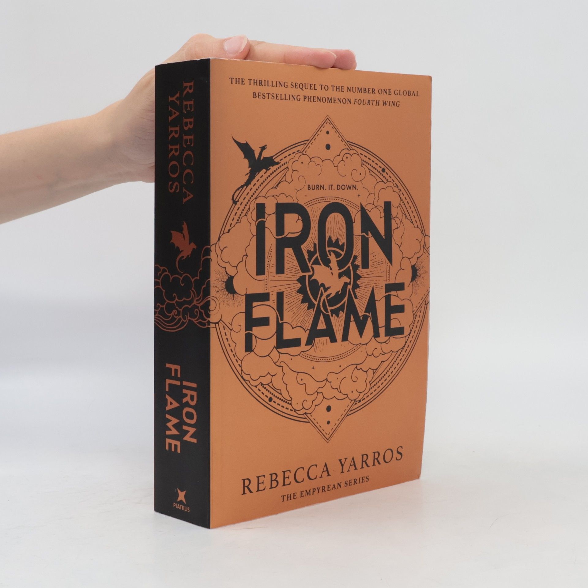 Rebecca Yarros Iron Flame