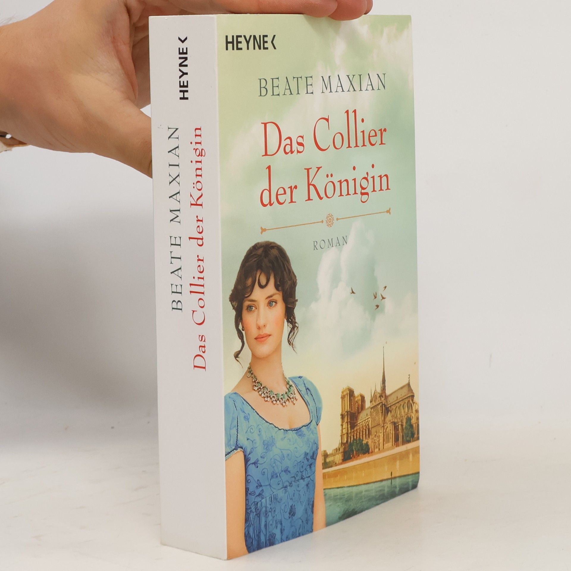 Beate Maxian Das Collier der Königin