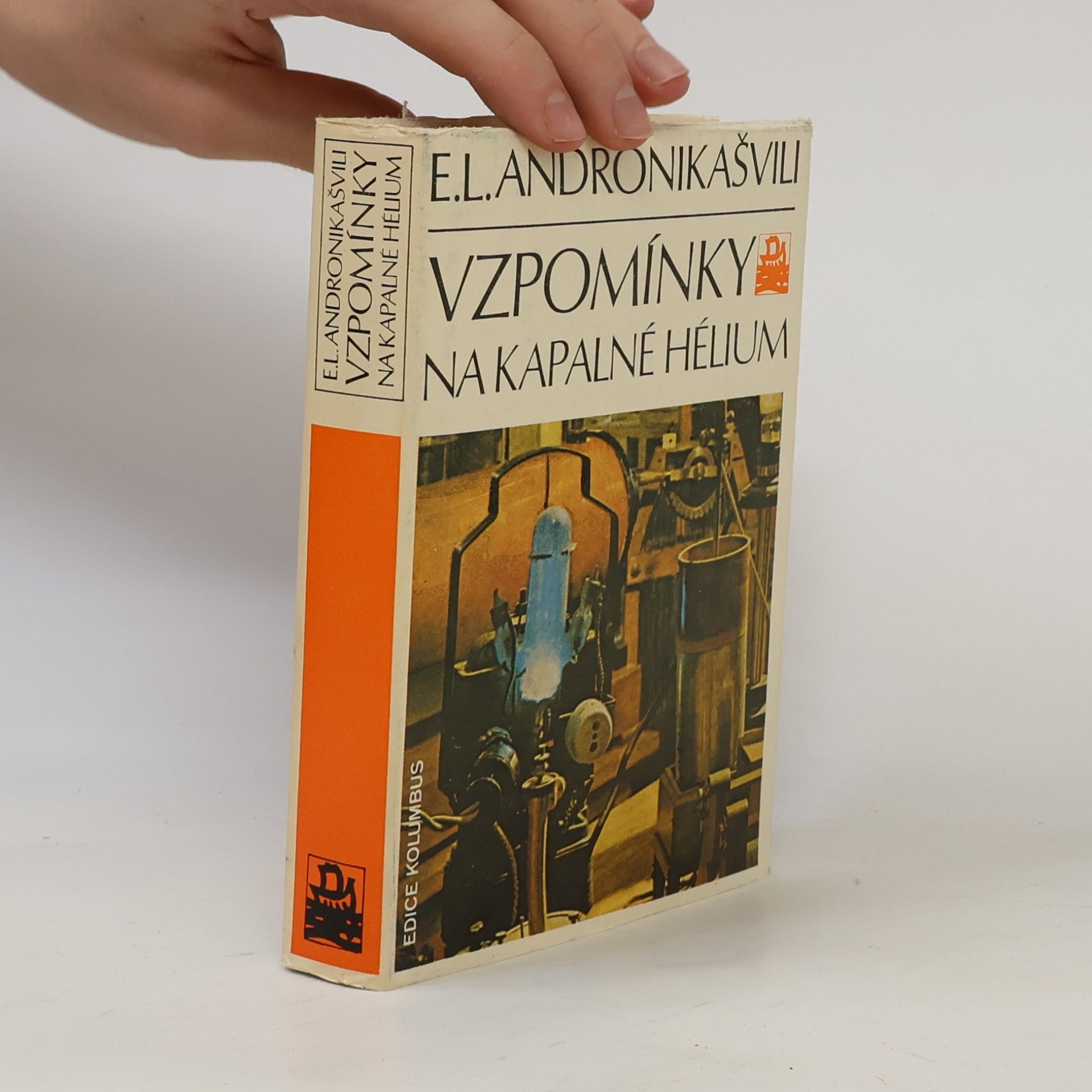 Vzpomínky na kapalné hélium