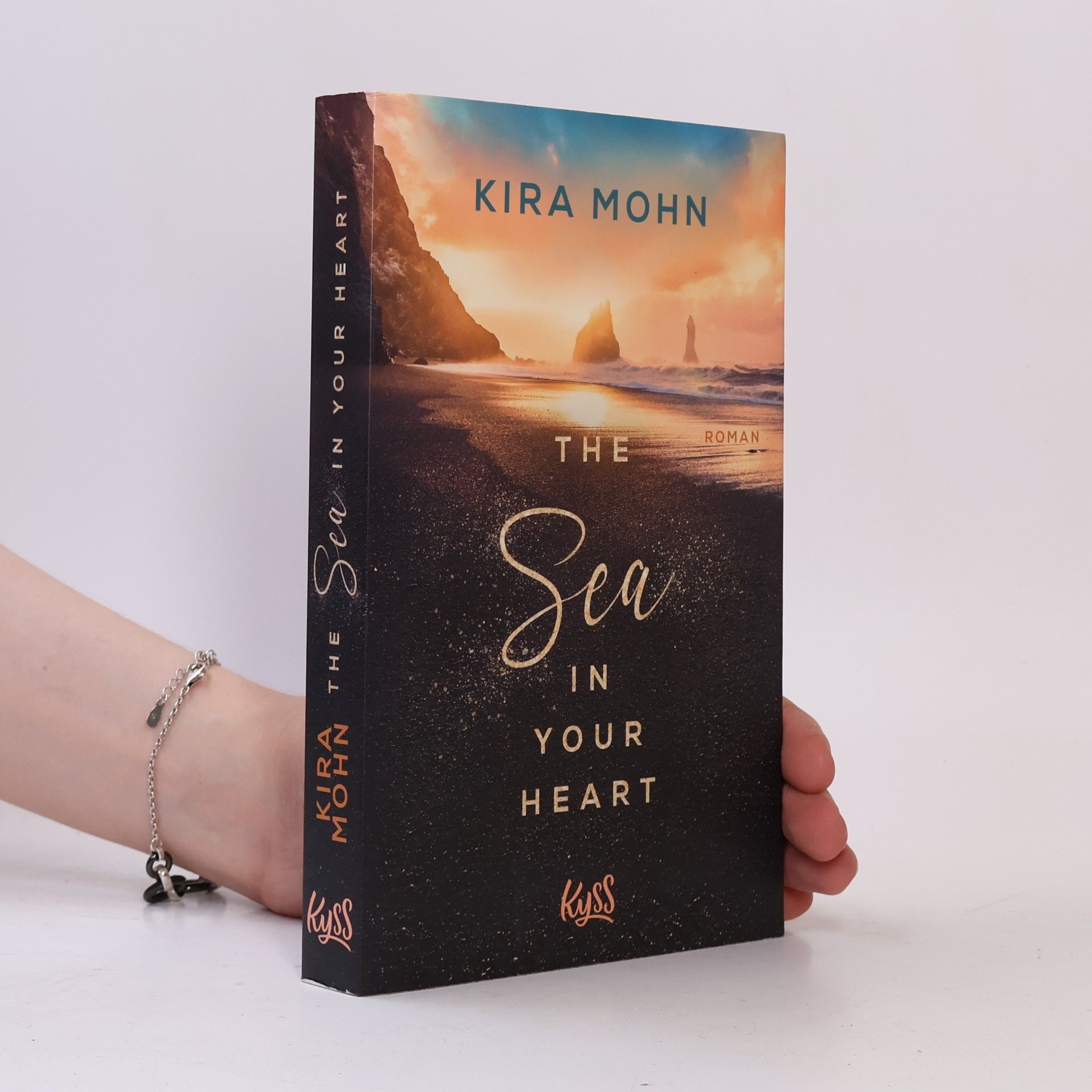 Kira Mohn The Sea in your Heart