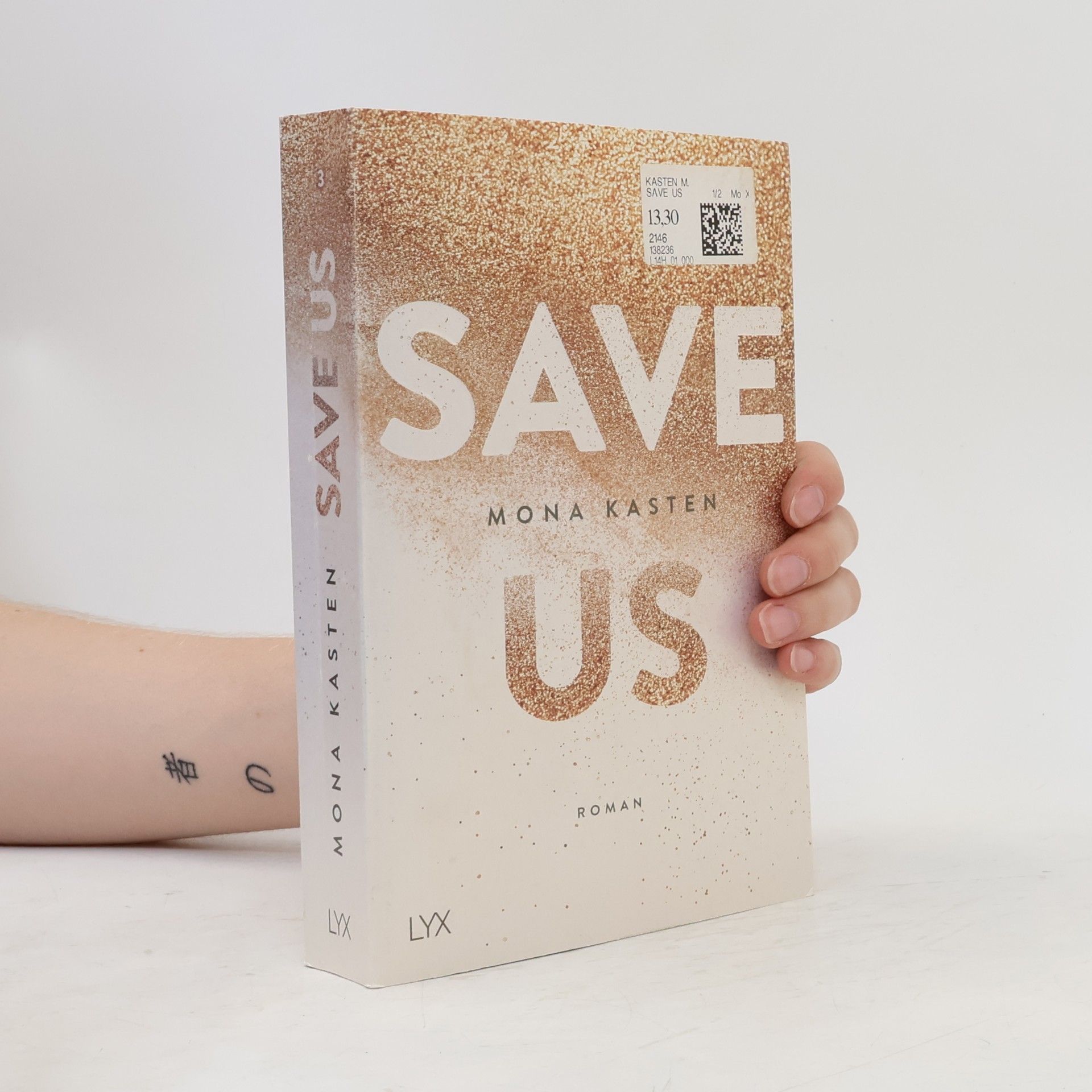 Mona Kasten Save us