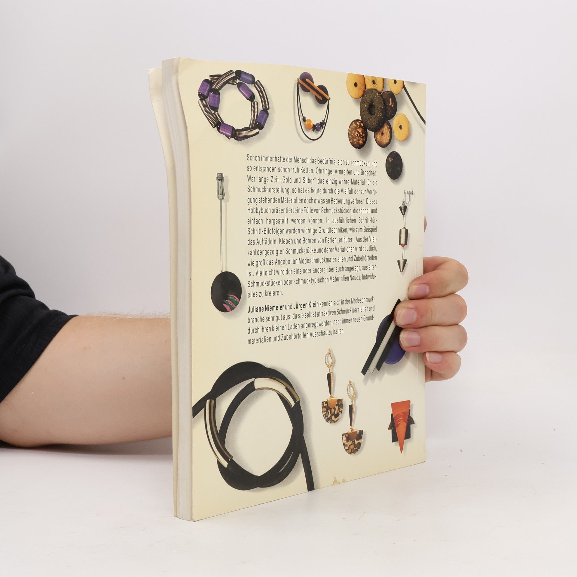 Juliane Niemeier Exklusiver Modeschmuck aus dem eigenen Atelier