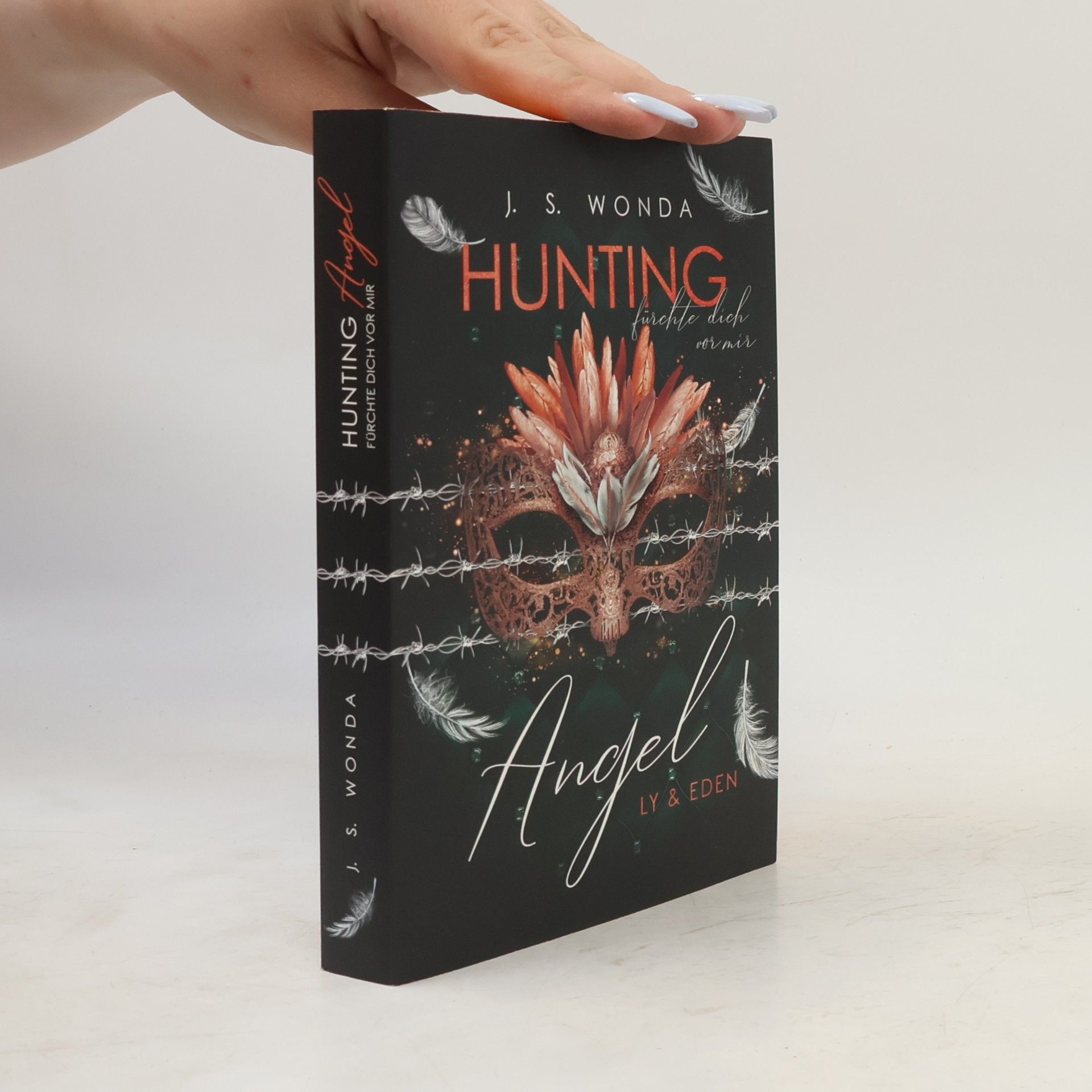 Jane S. Wonda Hunting Angel