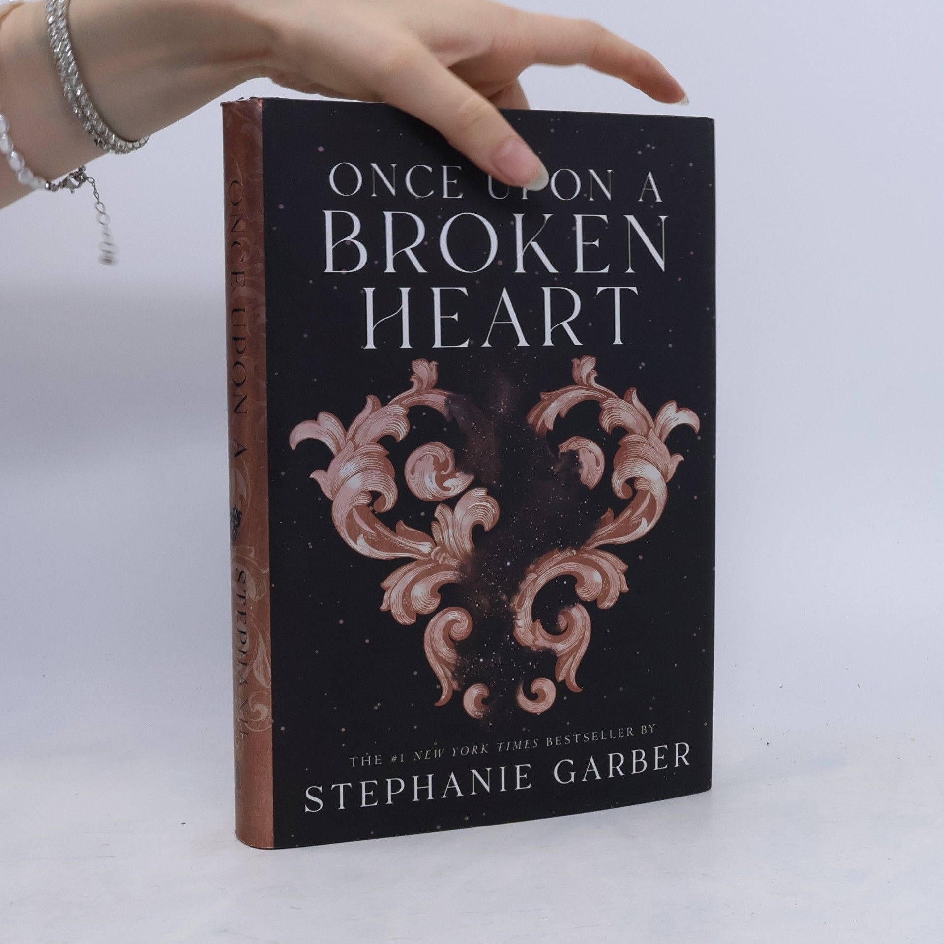 Stephanie Garber Once Upon a Broken Heart