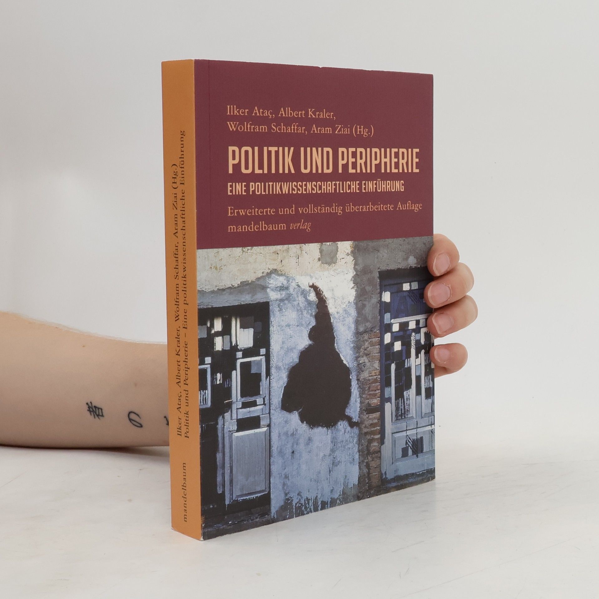 Ilker Atac Politik und Peripherie