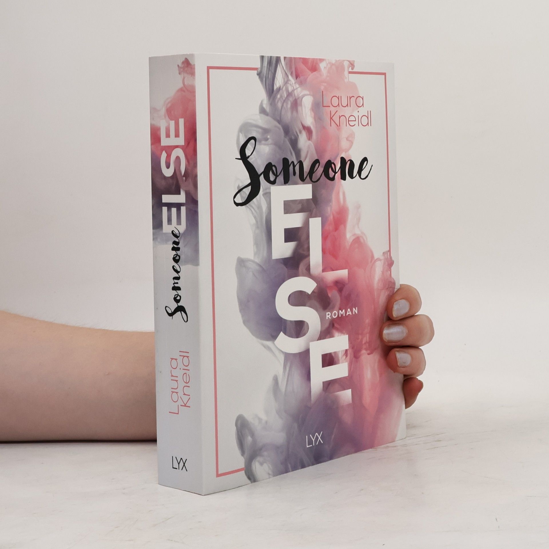 Laura Kneidl Someone else