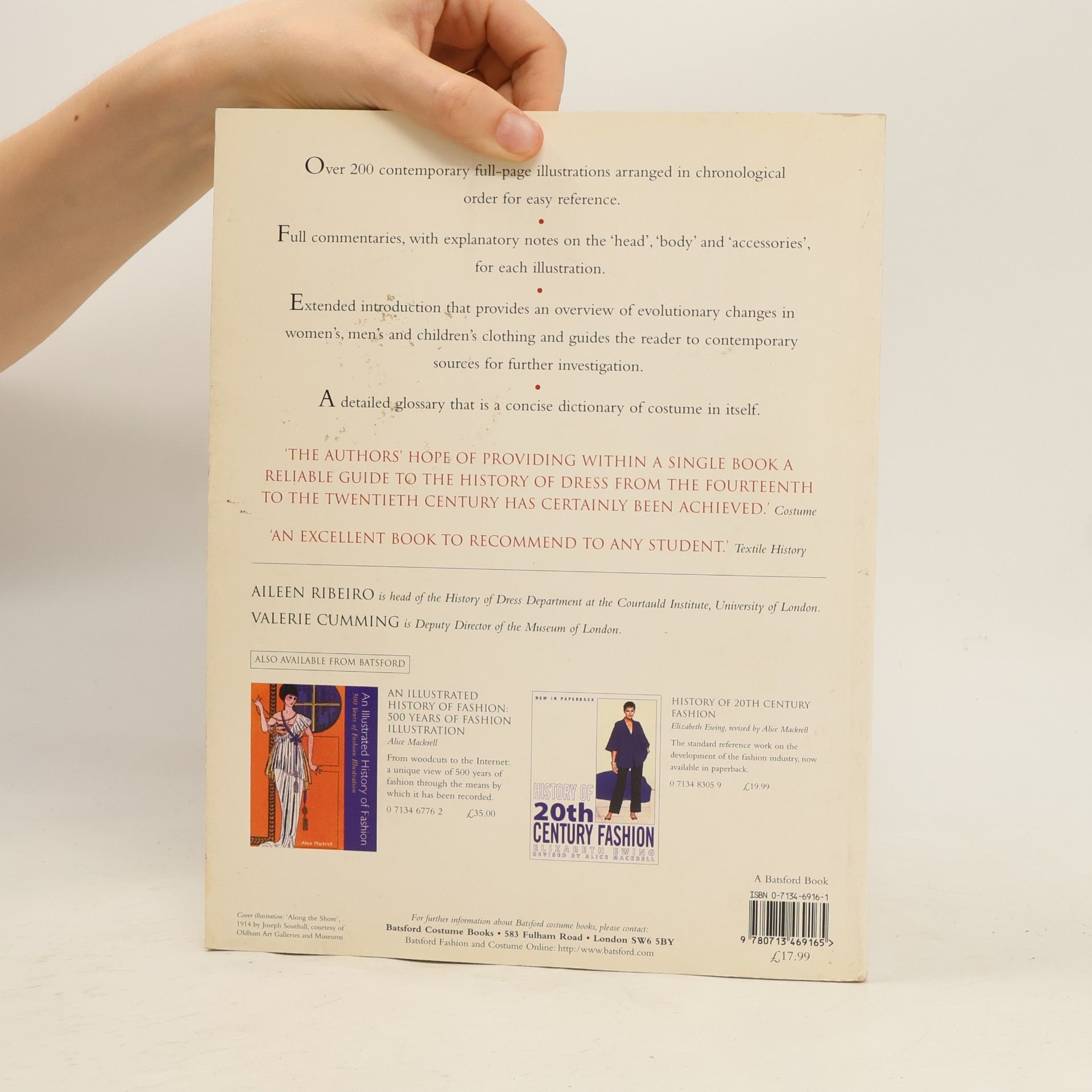 Aileen Ribeiro The Visual History of Costume