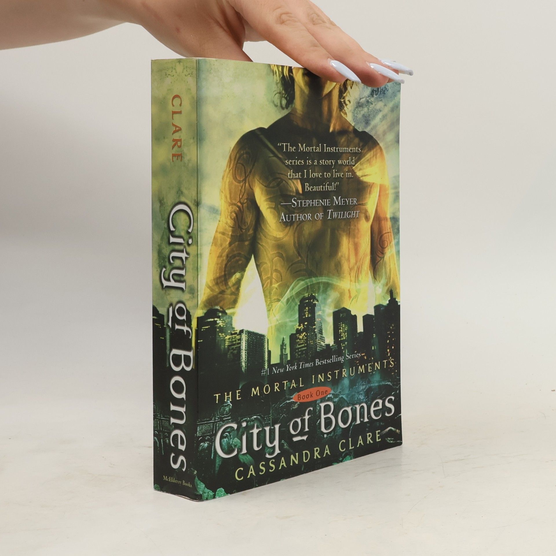 Cassandra Clare City of Bones