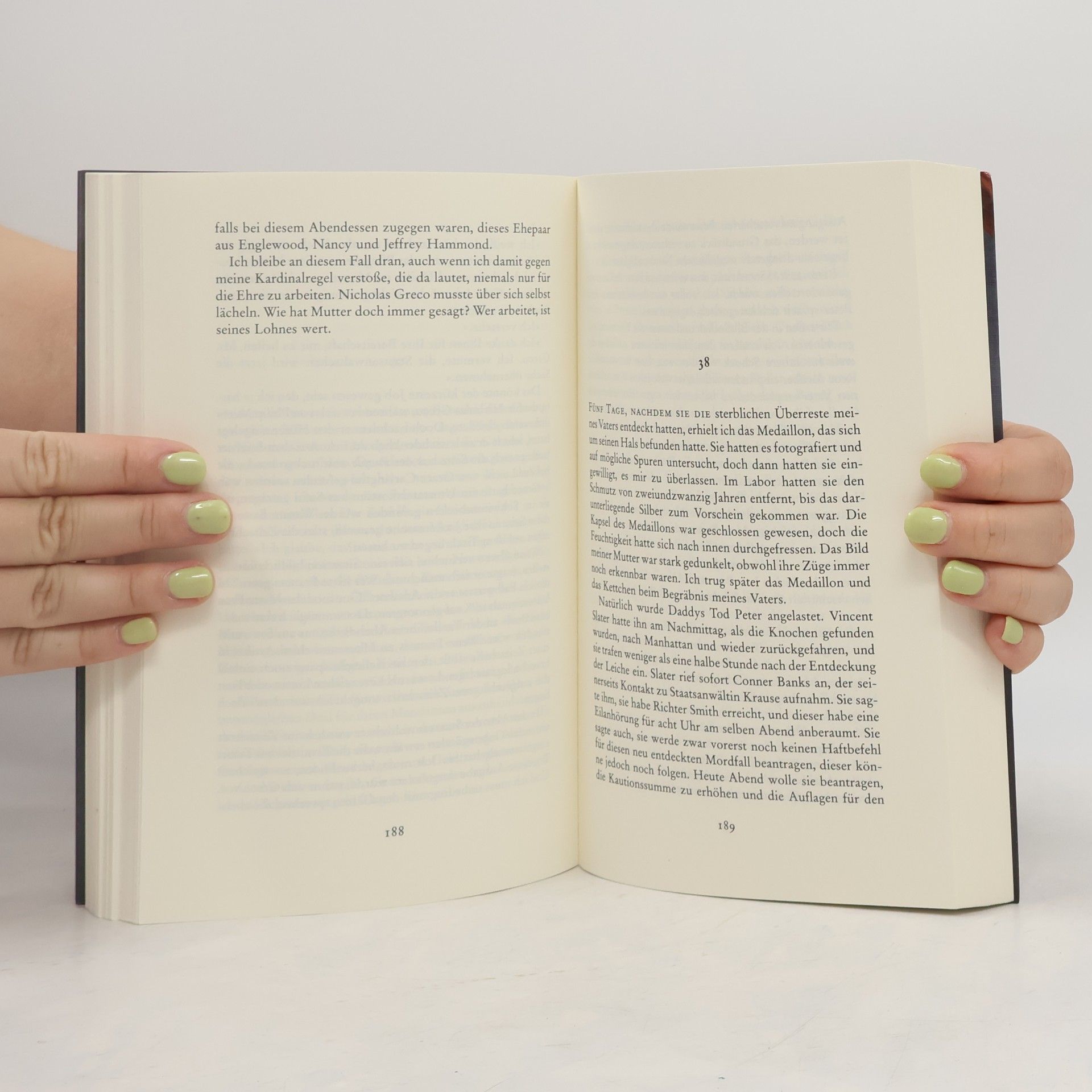 Mary Higgins Clark Und hinter dir die Finsternis